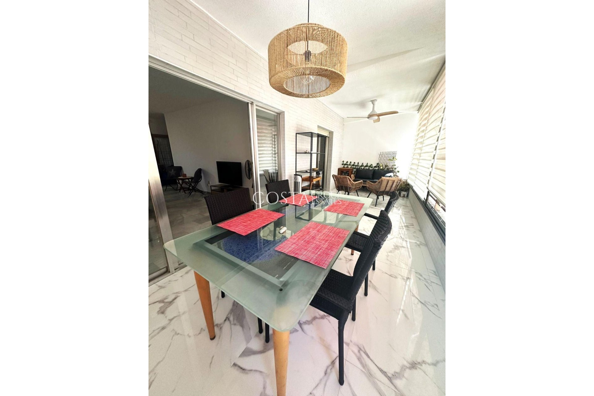 Revente - Apartments -
Alicante - Alicante Centro