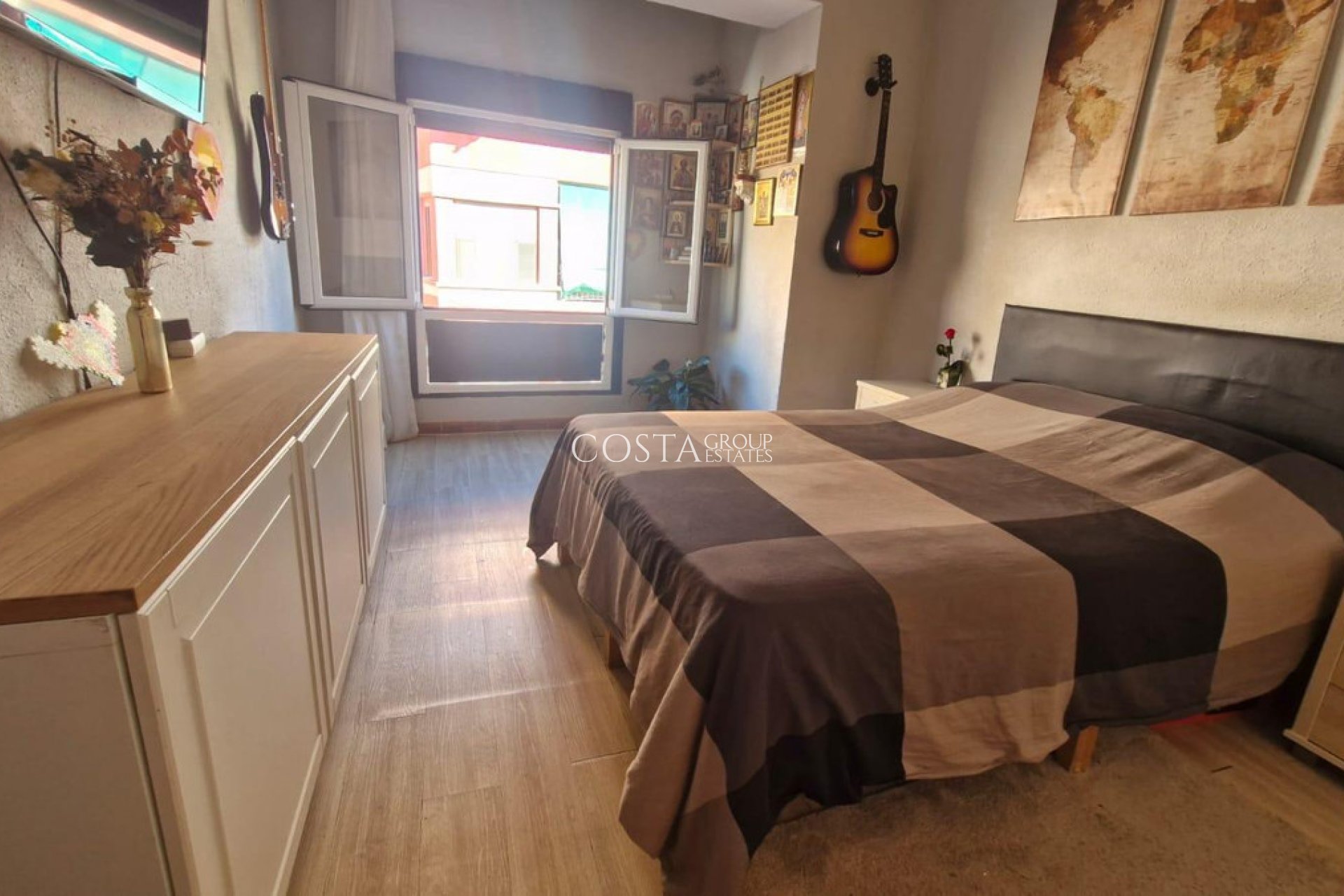 Revente - Apartments -
Alicante - Alicante Centro