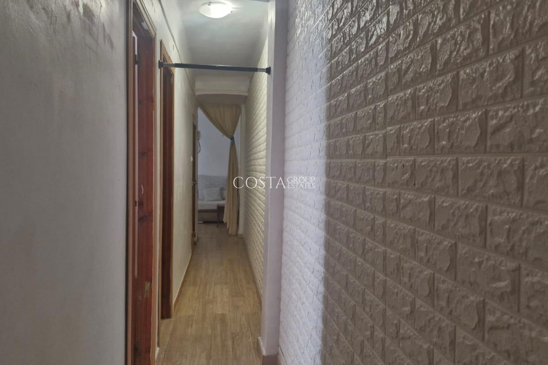 Revente - Apartments -
Alicante - Alicante Centro