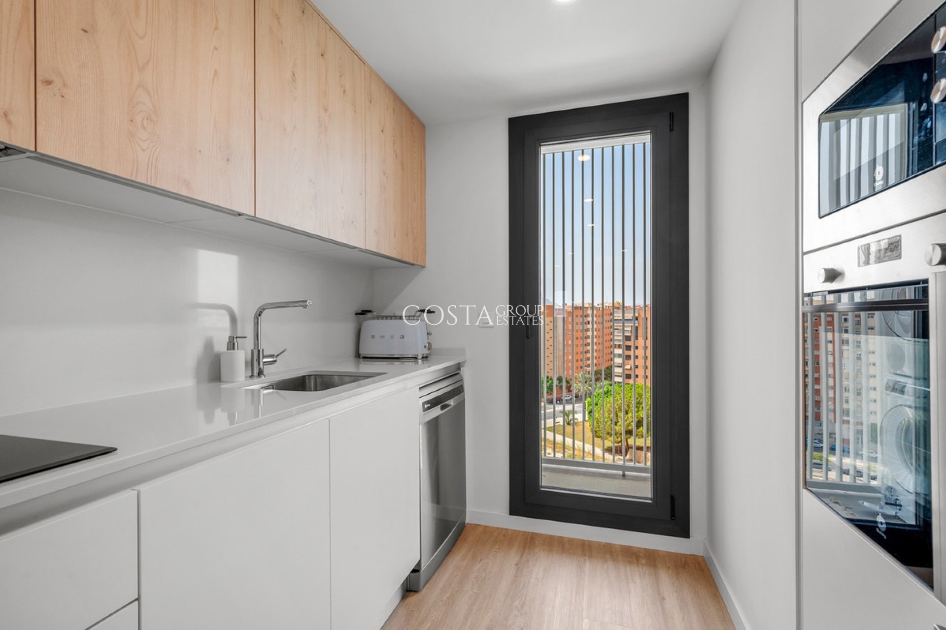 Revente - Apartments -
Alicante - Alicante Centro