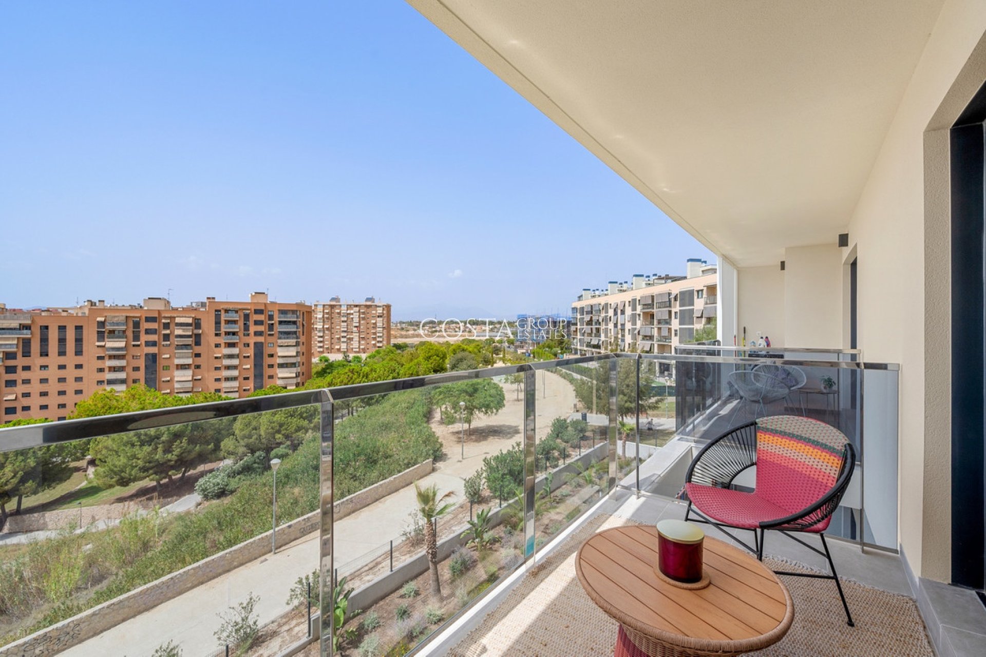 Revente - Apartments -
Alicante - Alicante Centro