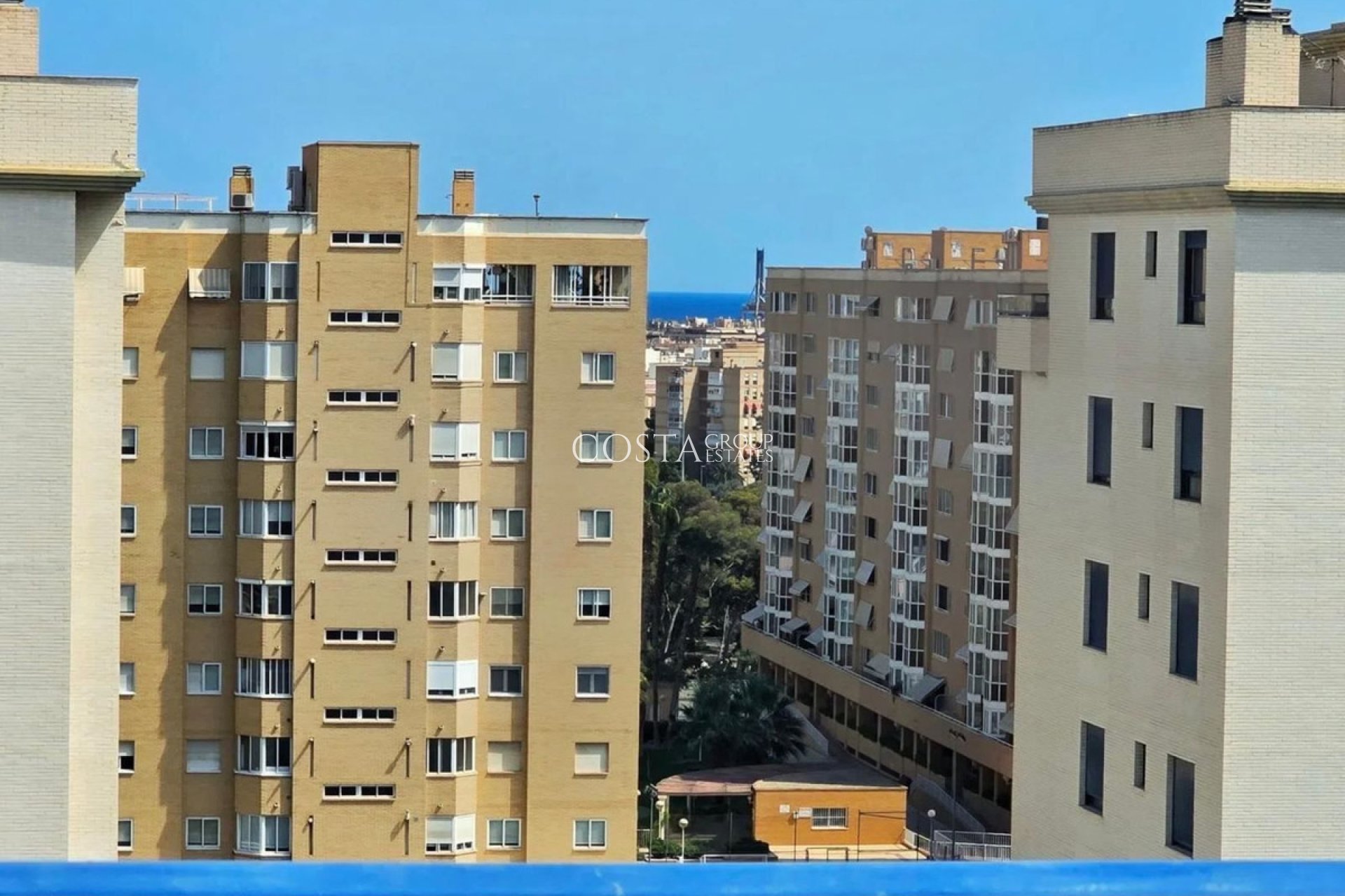 Revente - Apartments -
Alicante City - Alicante City Centro