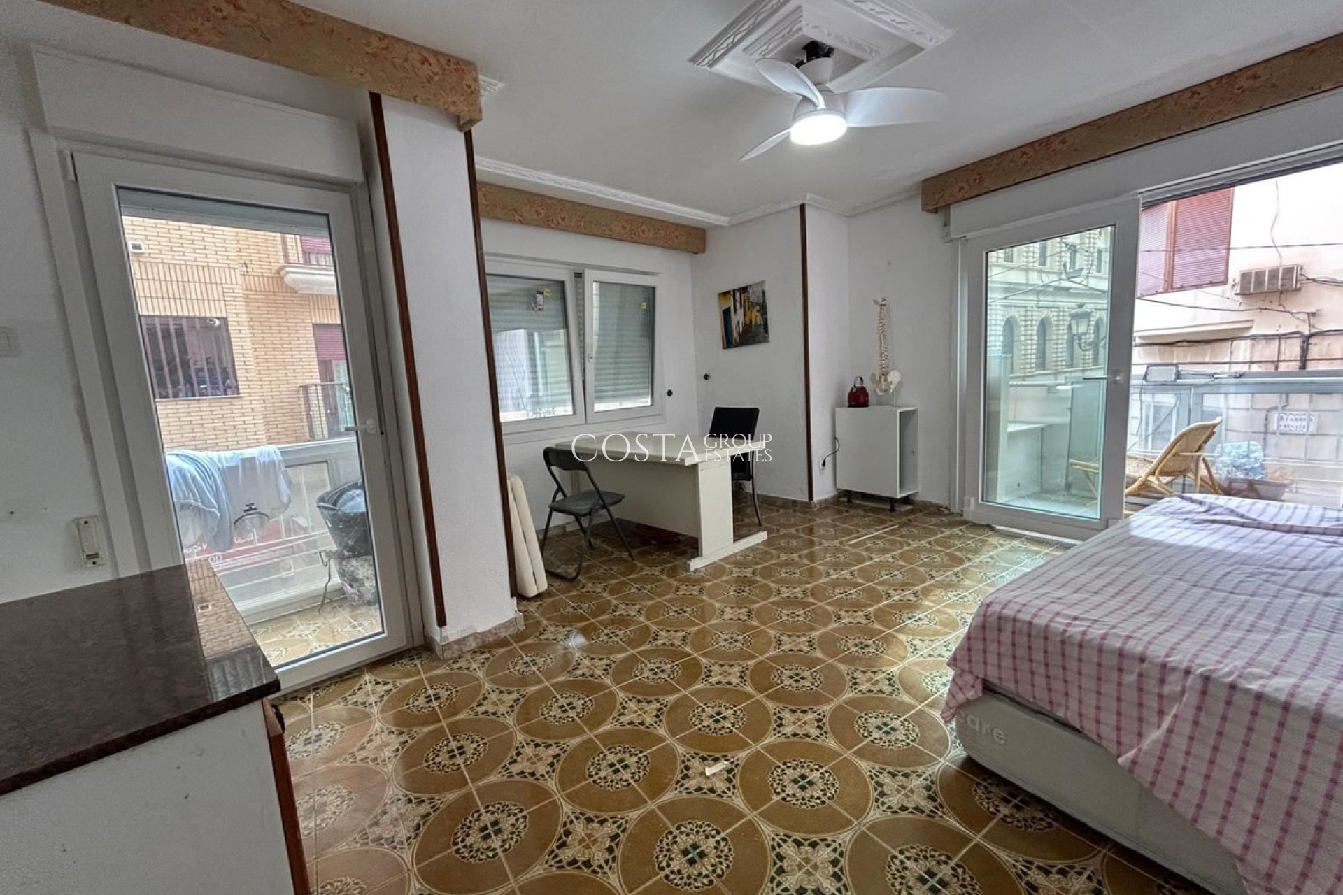 Revente - Apartments -
Alicante City - Alicante City Centro