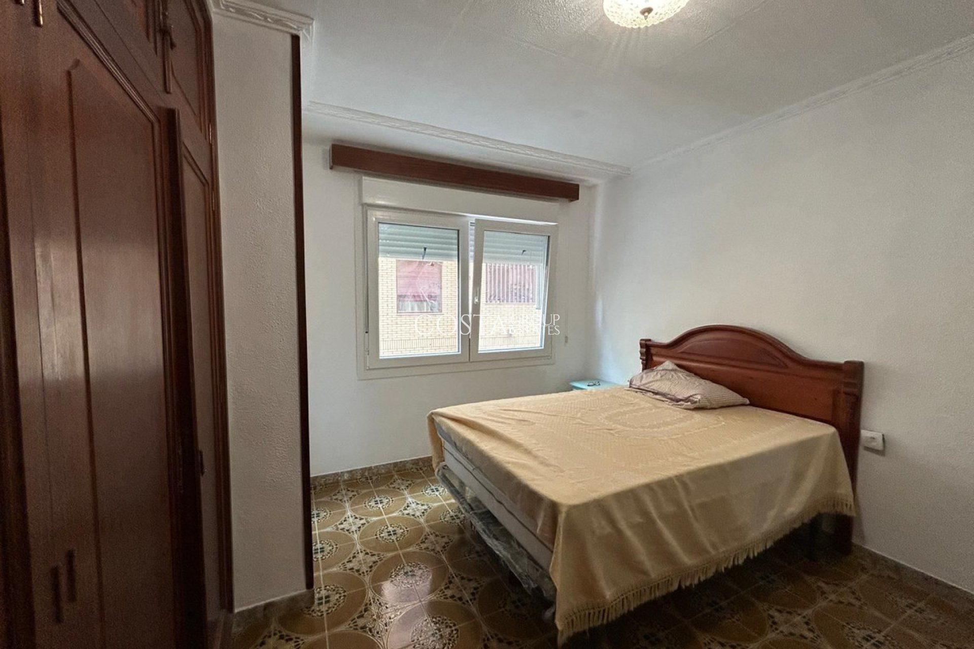 Revente - Apartments -
Alicante City - Alicante City Centro