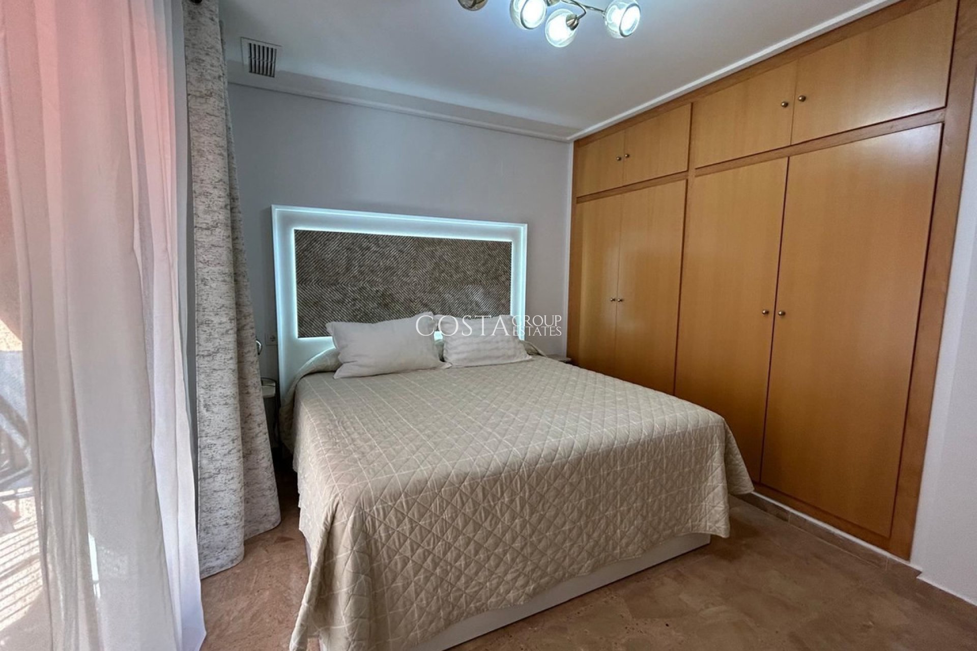 Revente - Apartments -
Alicante City - Alicante City Centro