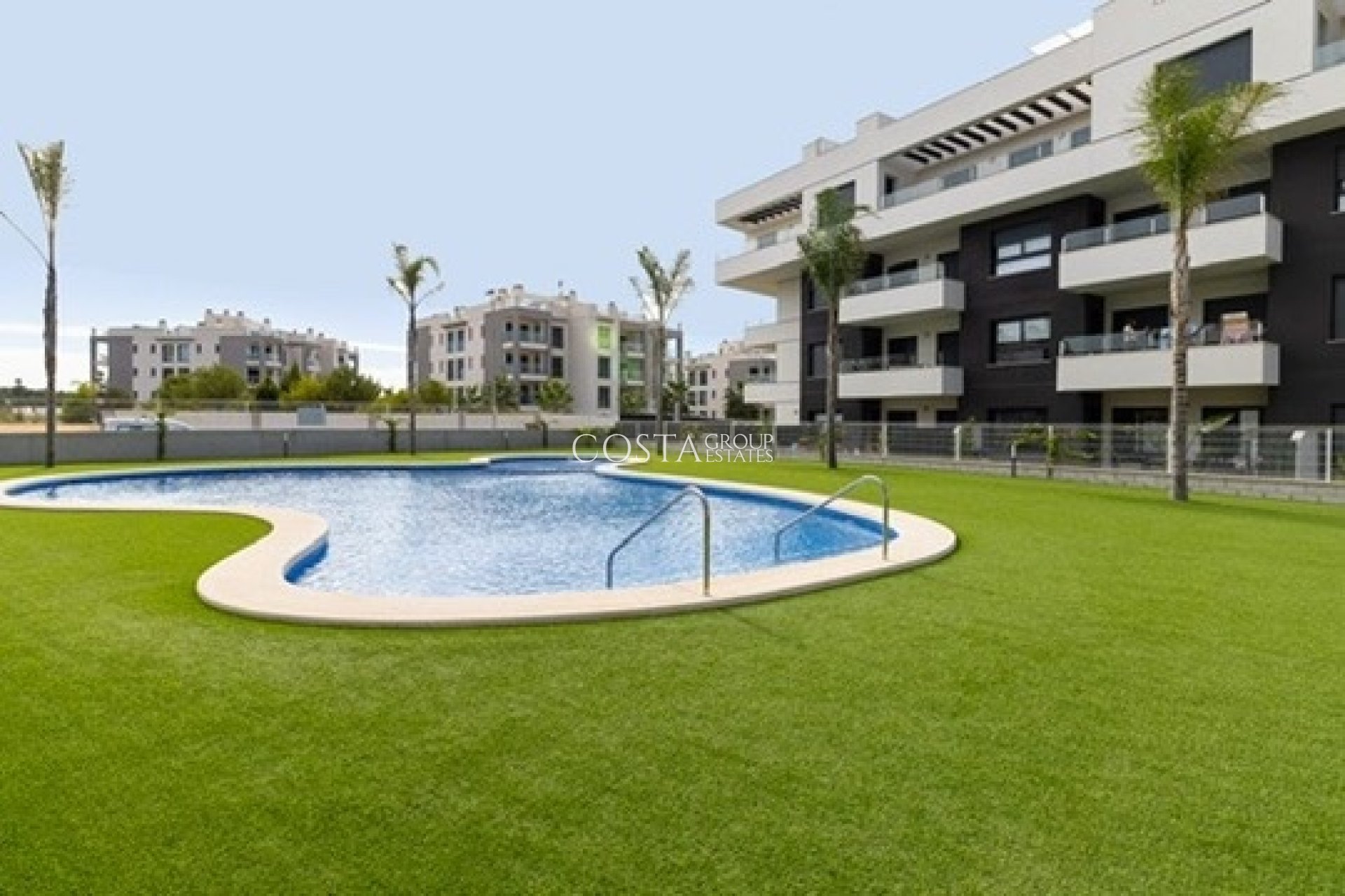 Revente - Apartments -
 - Las Filipinas