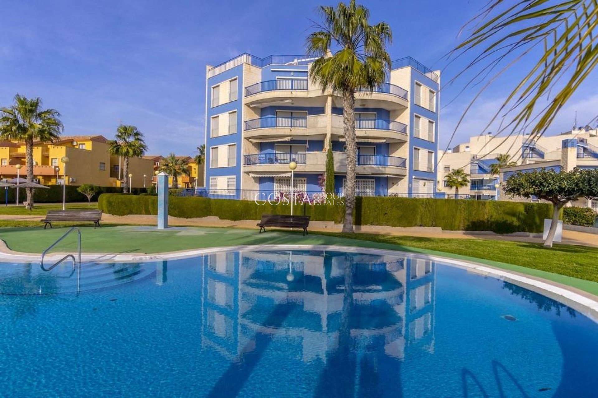 Revente - Apartments -
Orihuela Costa - Campoamor