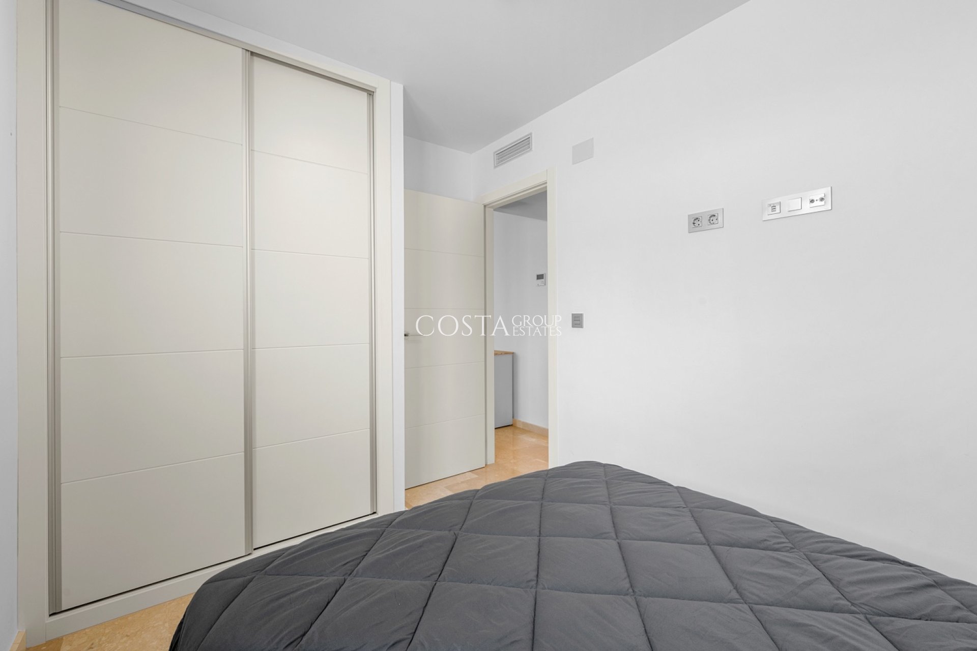 Revente - Apartments -
Orihuela Costa - Las Filipinas