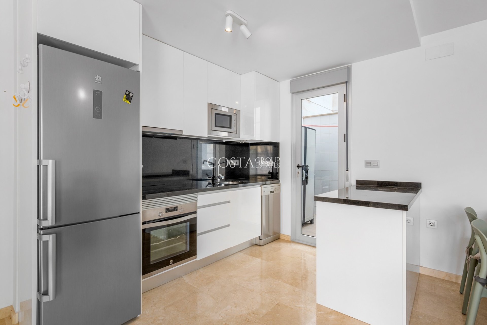 Revente - Apartments -
Orihuela Costa - Las Filipinas