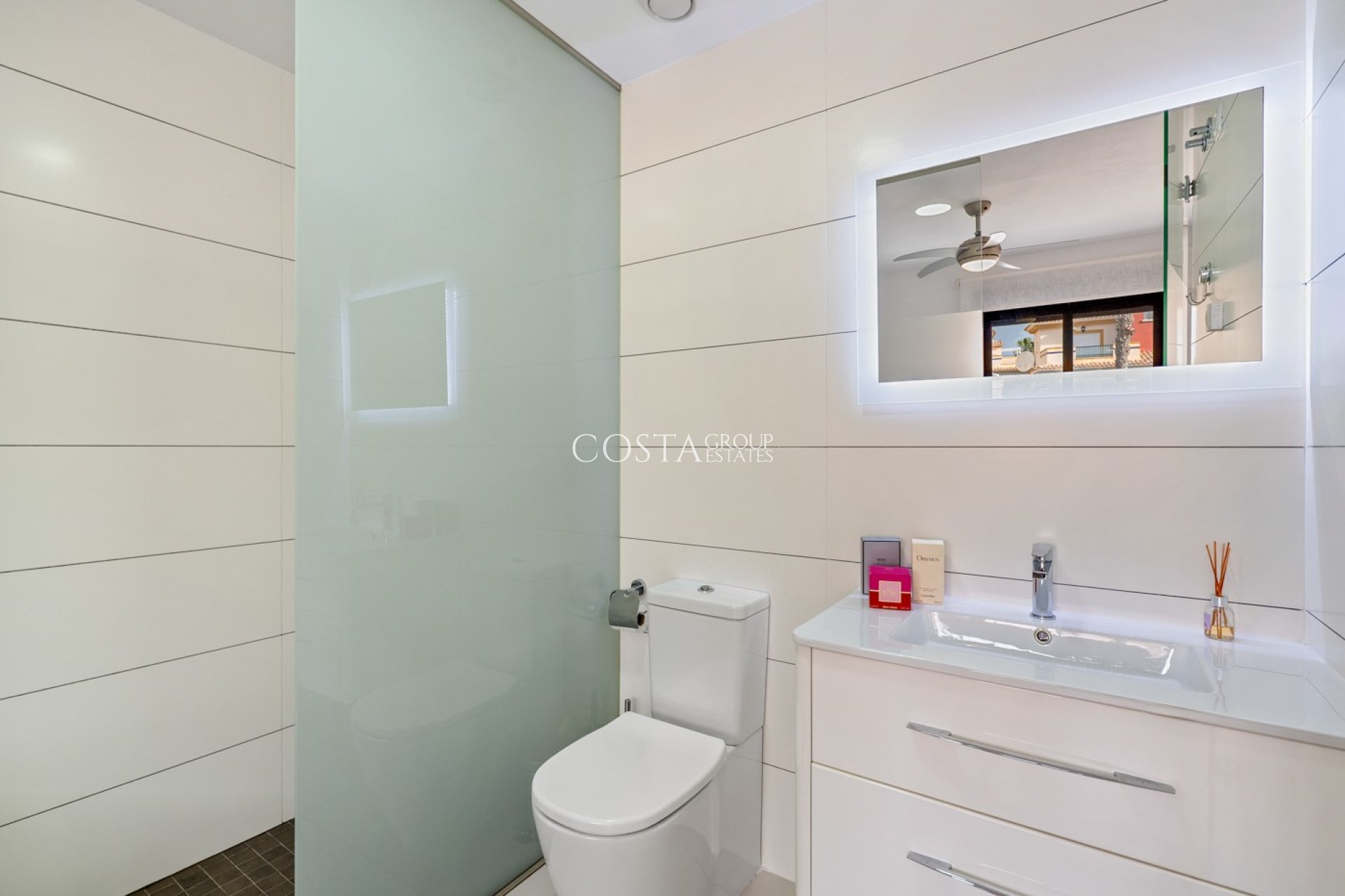 Revente - Apartments -
Orihuela Costa - Las Filipinas