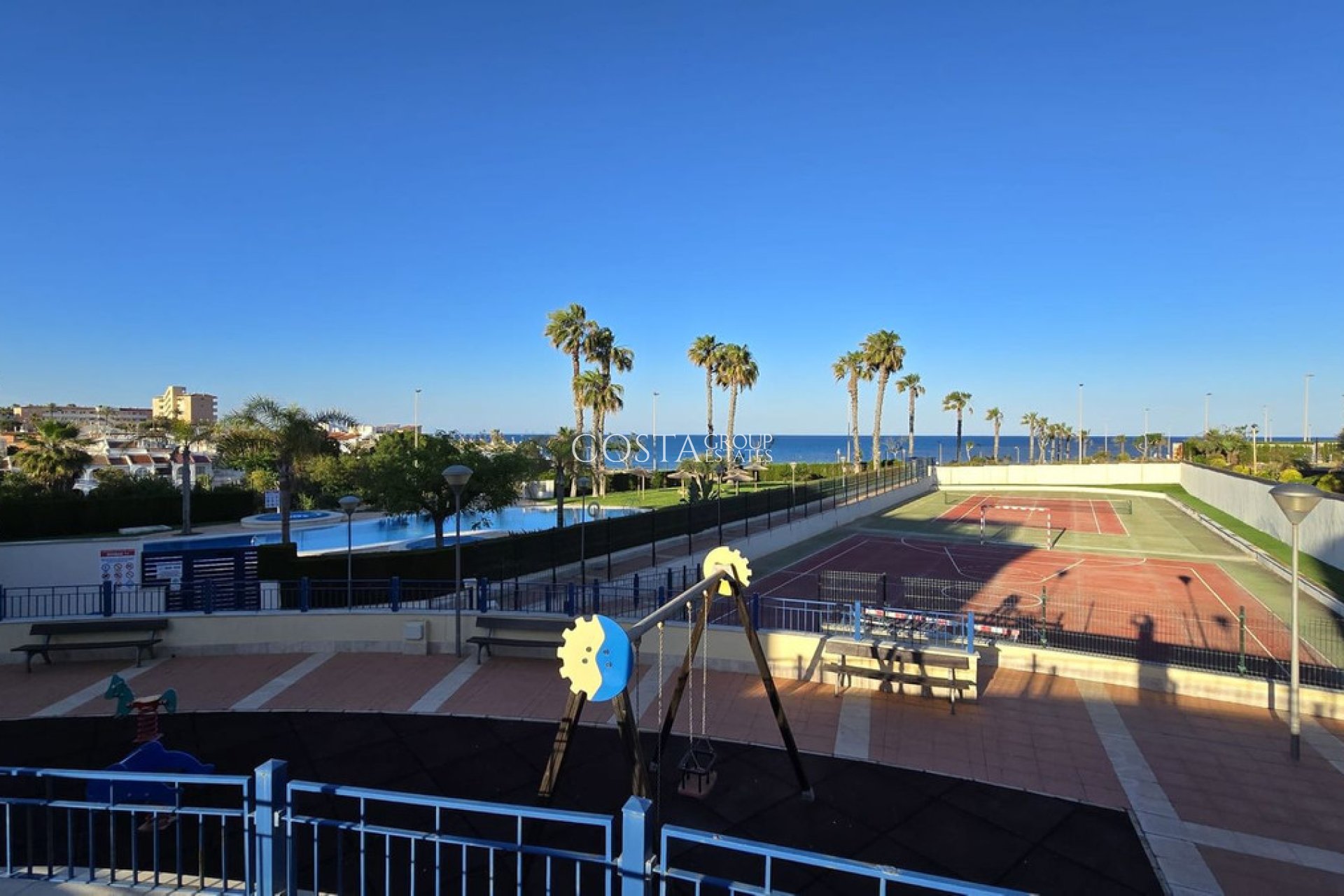 Revente - Apartments -
Orihuela Costa - Mil Palmeras