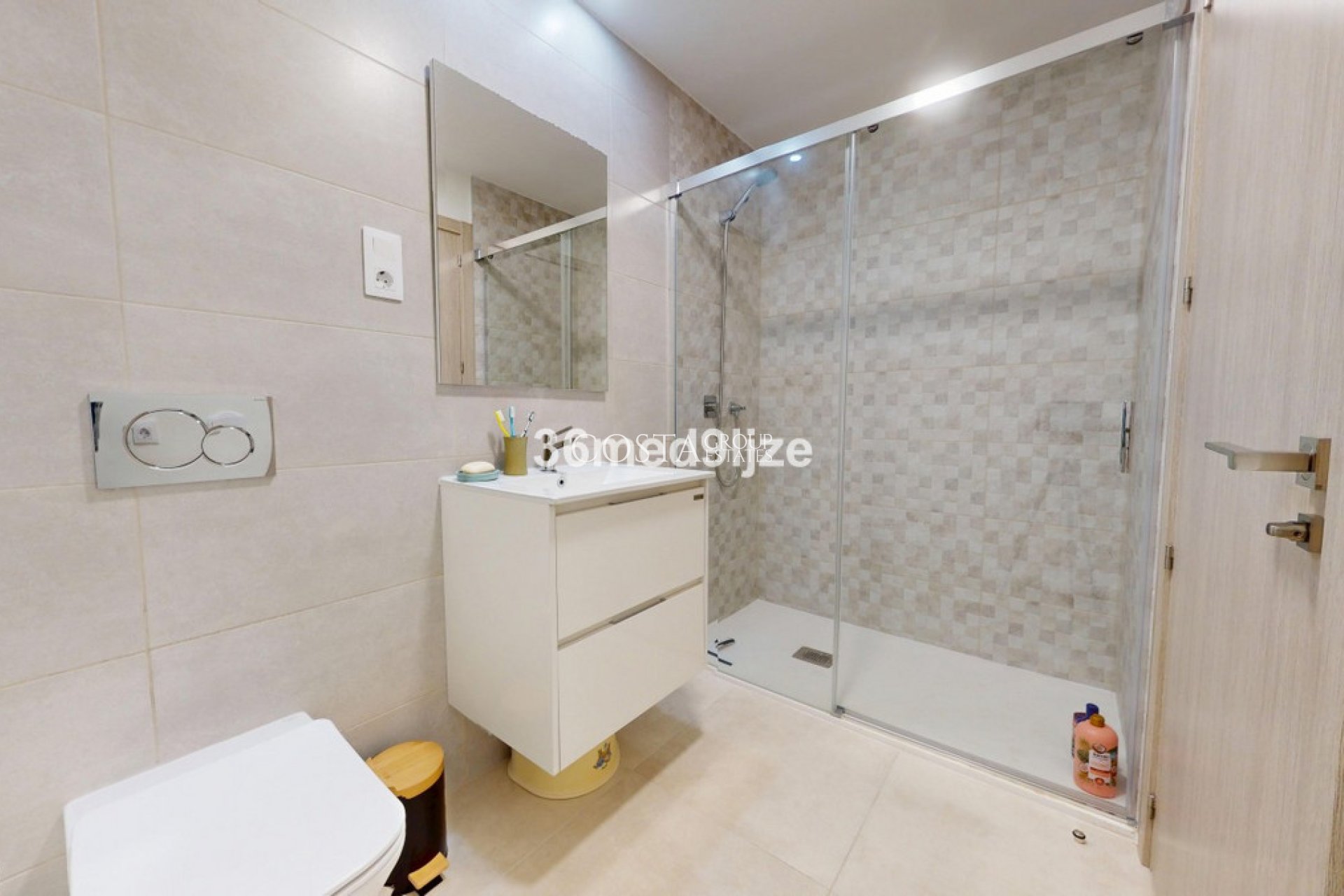 Revente - Apartments -
Orihuela Costa - Mil Palmeras