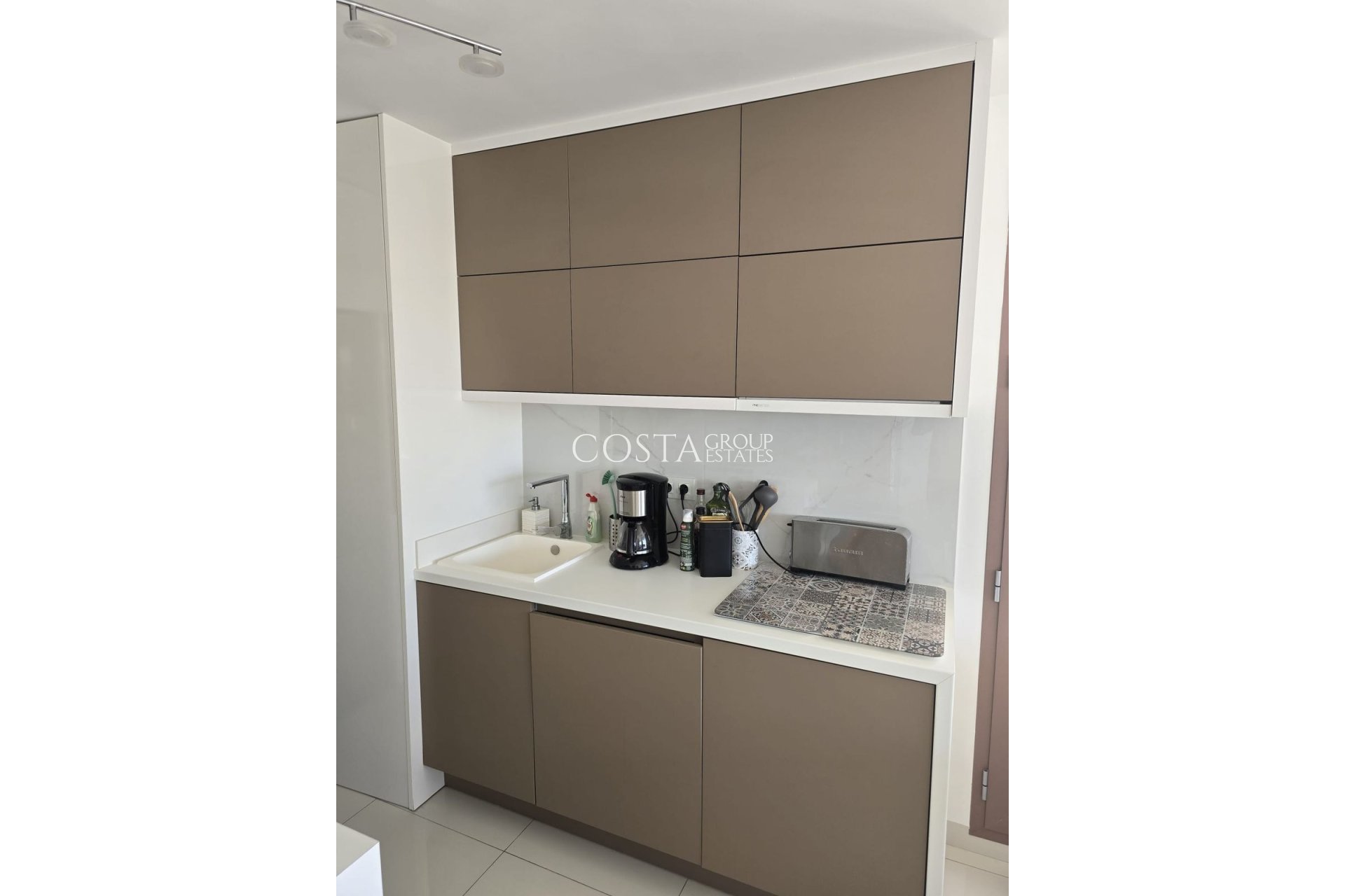 Revente - Apartments -
Orihuela Costa - Mil Palmeras