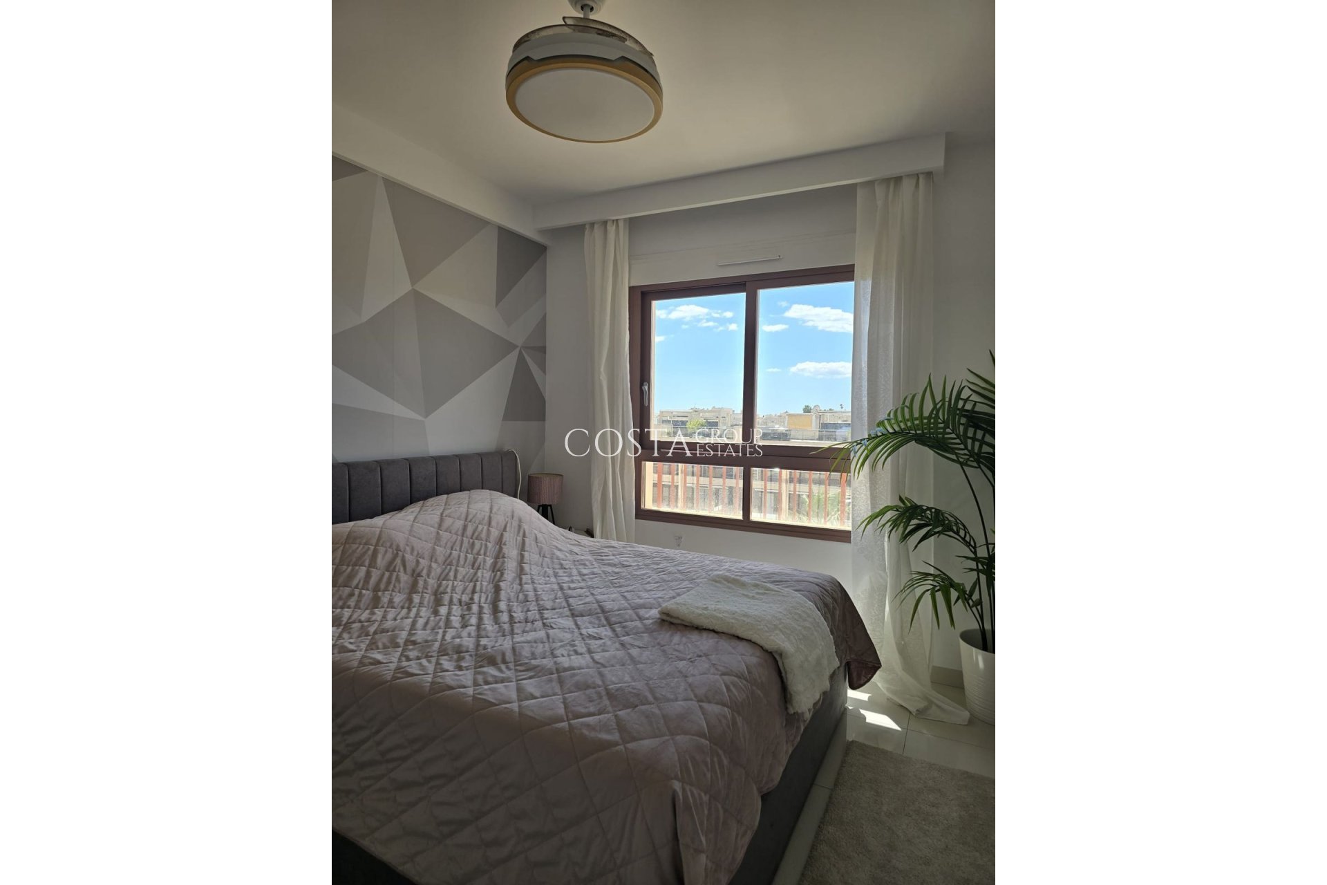 Revente - Apartments -
Orihuela Costa - Mil Palmeras