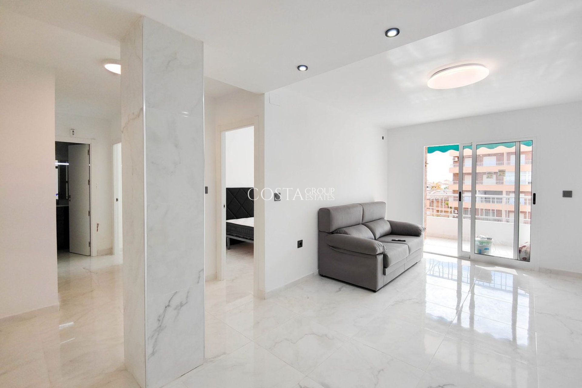 Revente - Apartments -
Orihuela Costa - Punta Prima