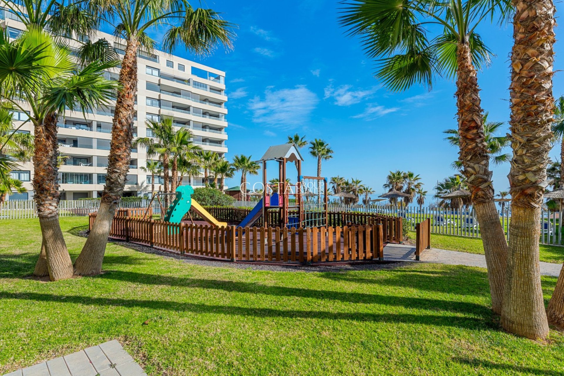 Revente - Apartments -
Orihuela Costa - Punta Prima