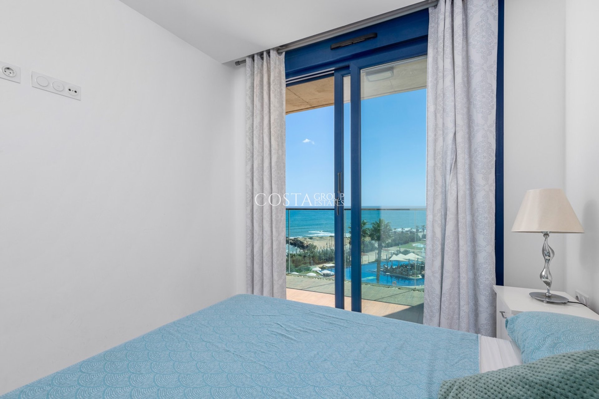 Revente - Apartments -
Orihuela Costa - Punta Prima