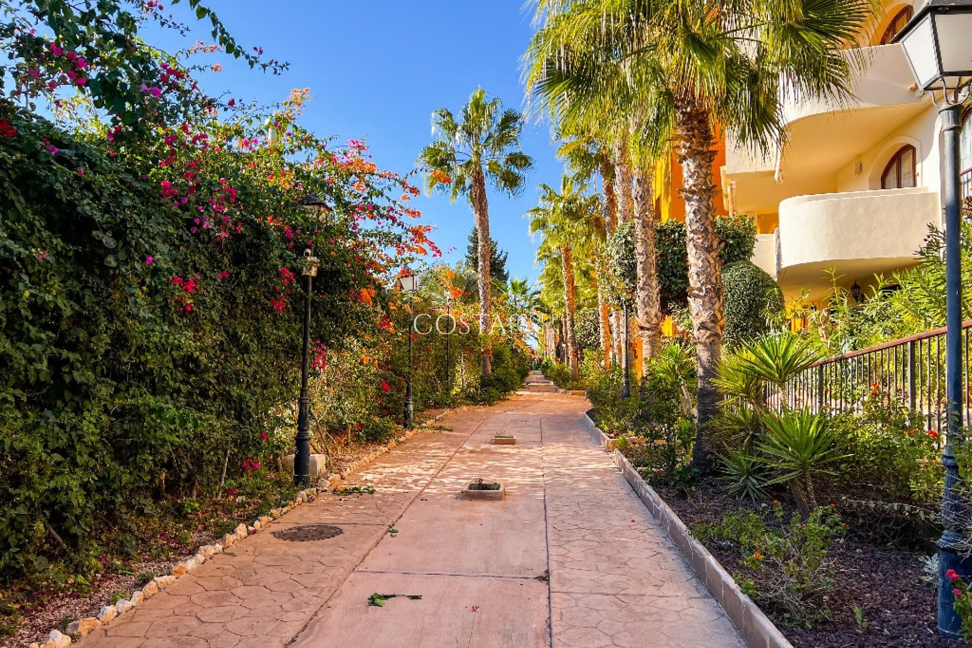 Revente - Apartments -
Orihuela Costa - Punta Prima