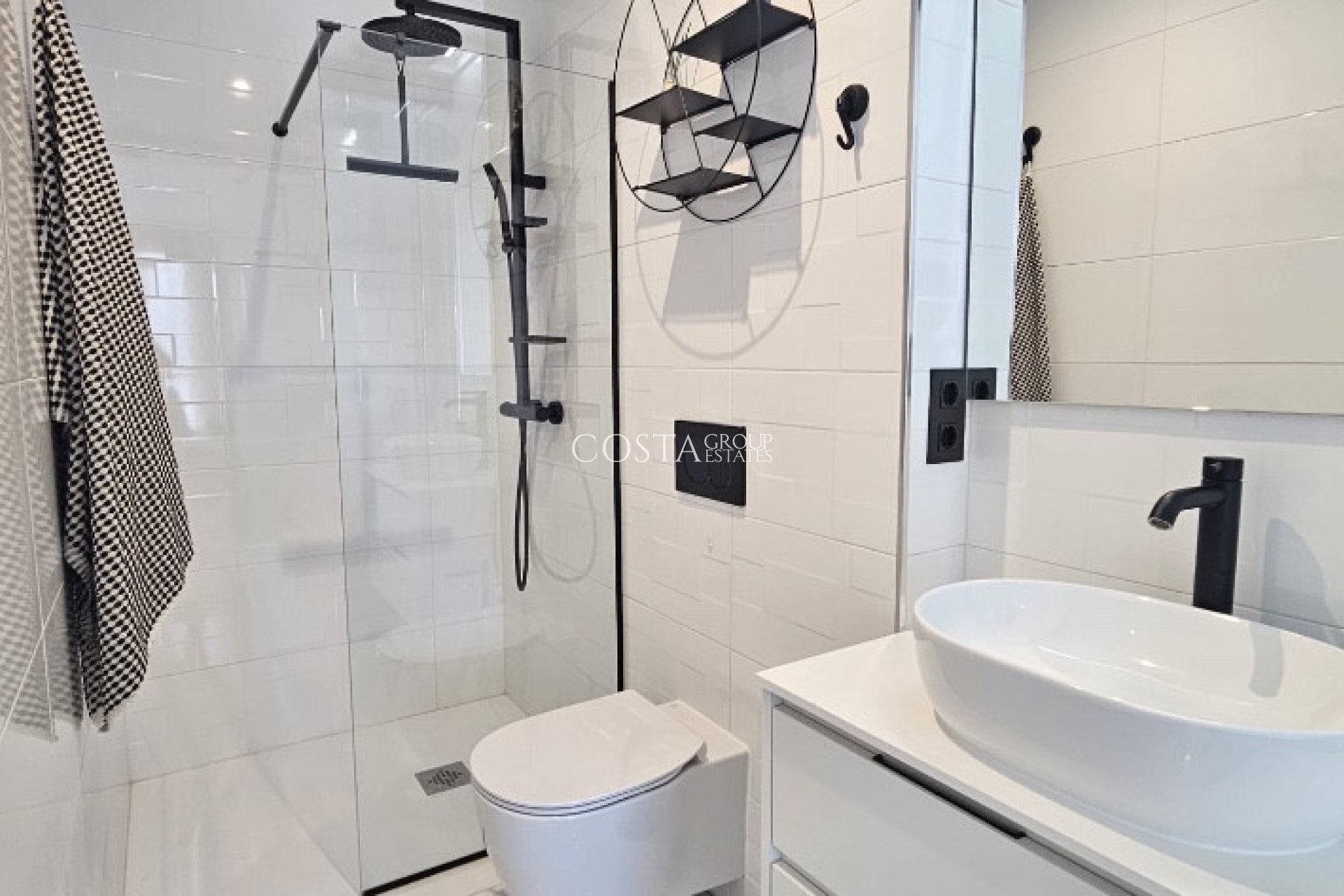 Revente - Apartments -
Orihuela Costa - Punta Prima