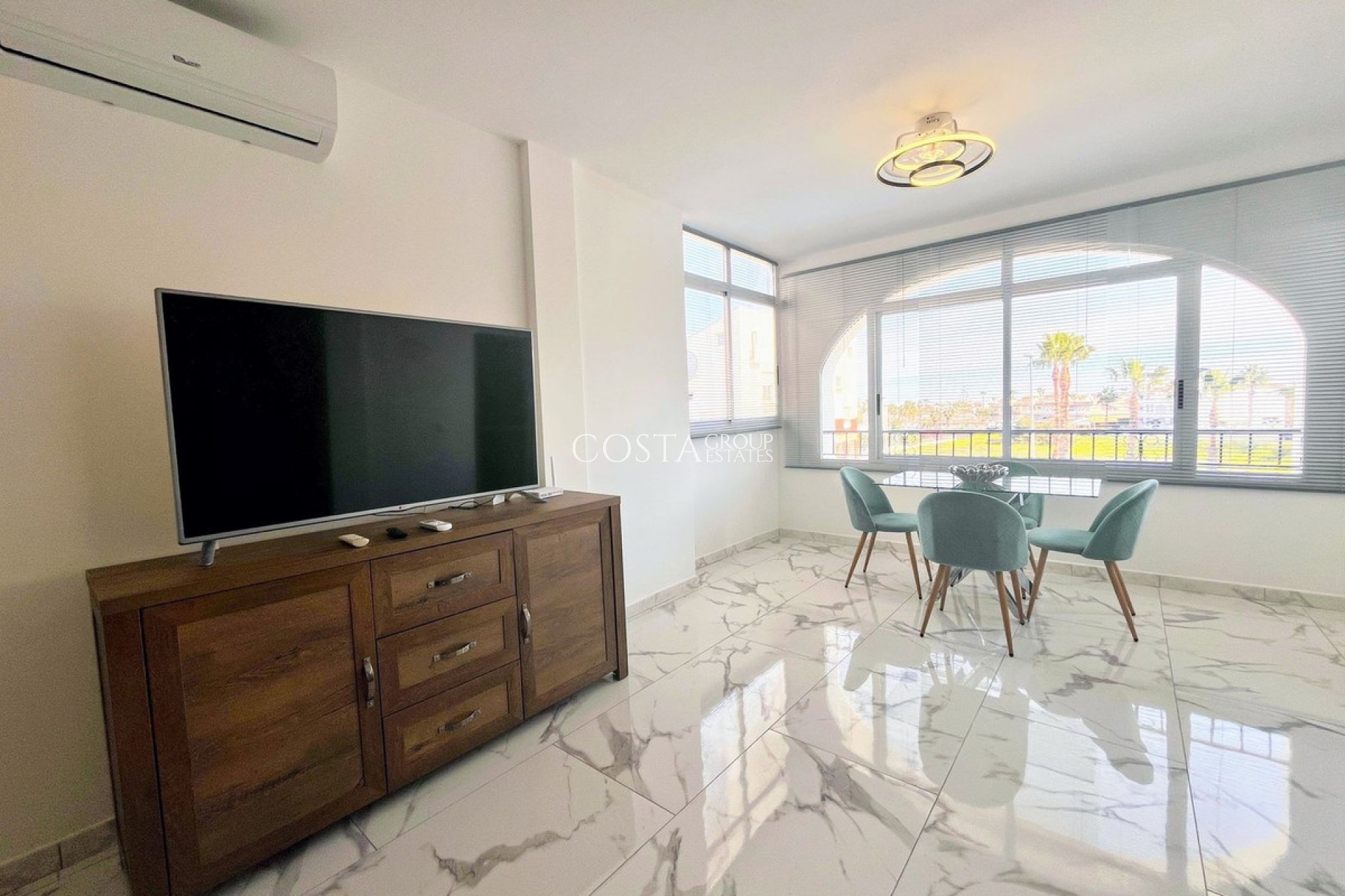 Revente - Apartments -
Orihuela Costa - Villamartin