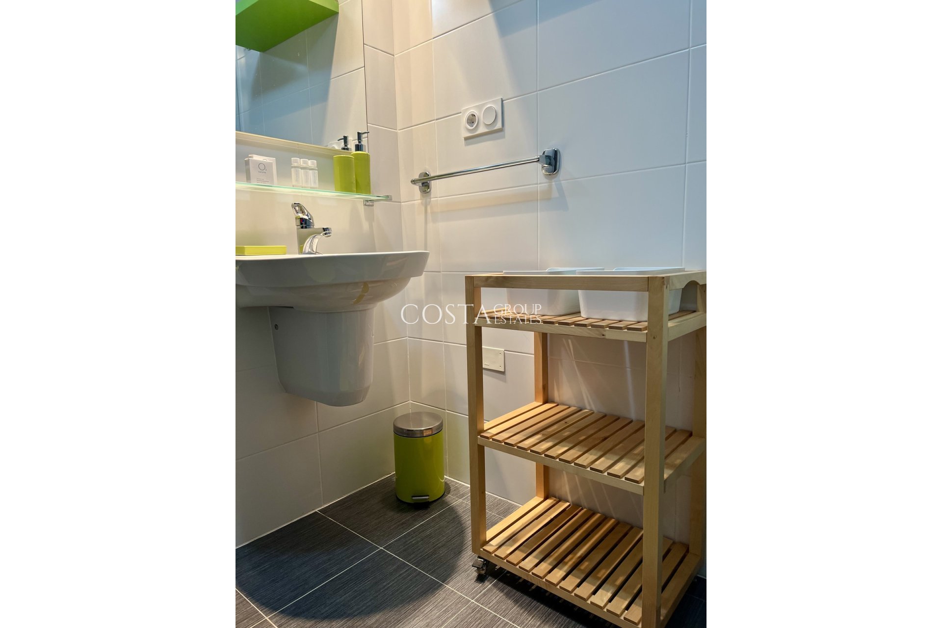 Revente - Apartments -
Orihuela Costa - Villamartin