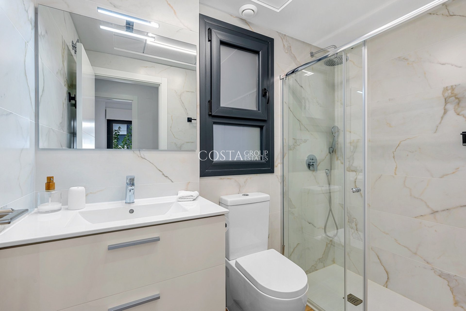 Revente - Apartments -
Orihuela Costa - Villamartin