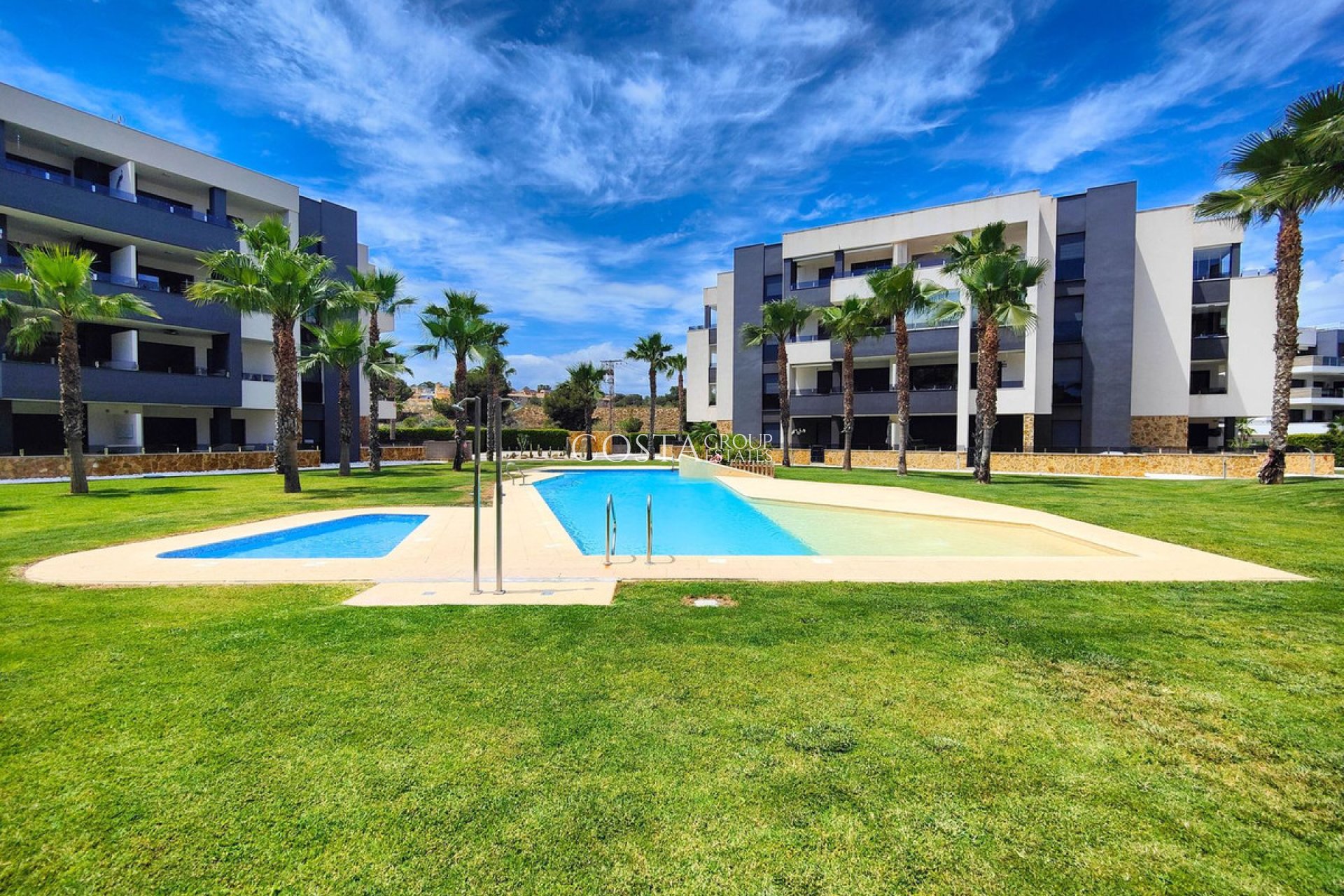 Revente - Apartments -
Orihuela - Orihuela Costa