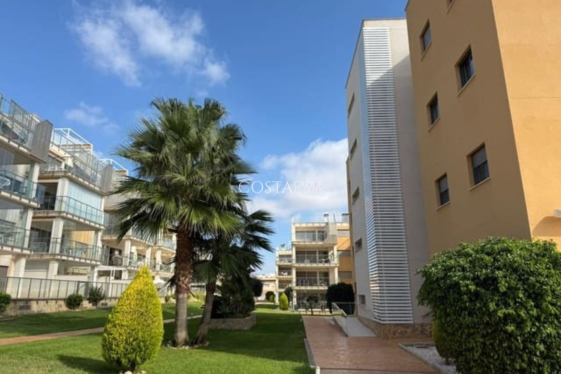 Revente - Apartments -
Orihuela - Orihuela Costa