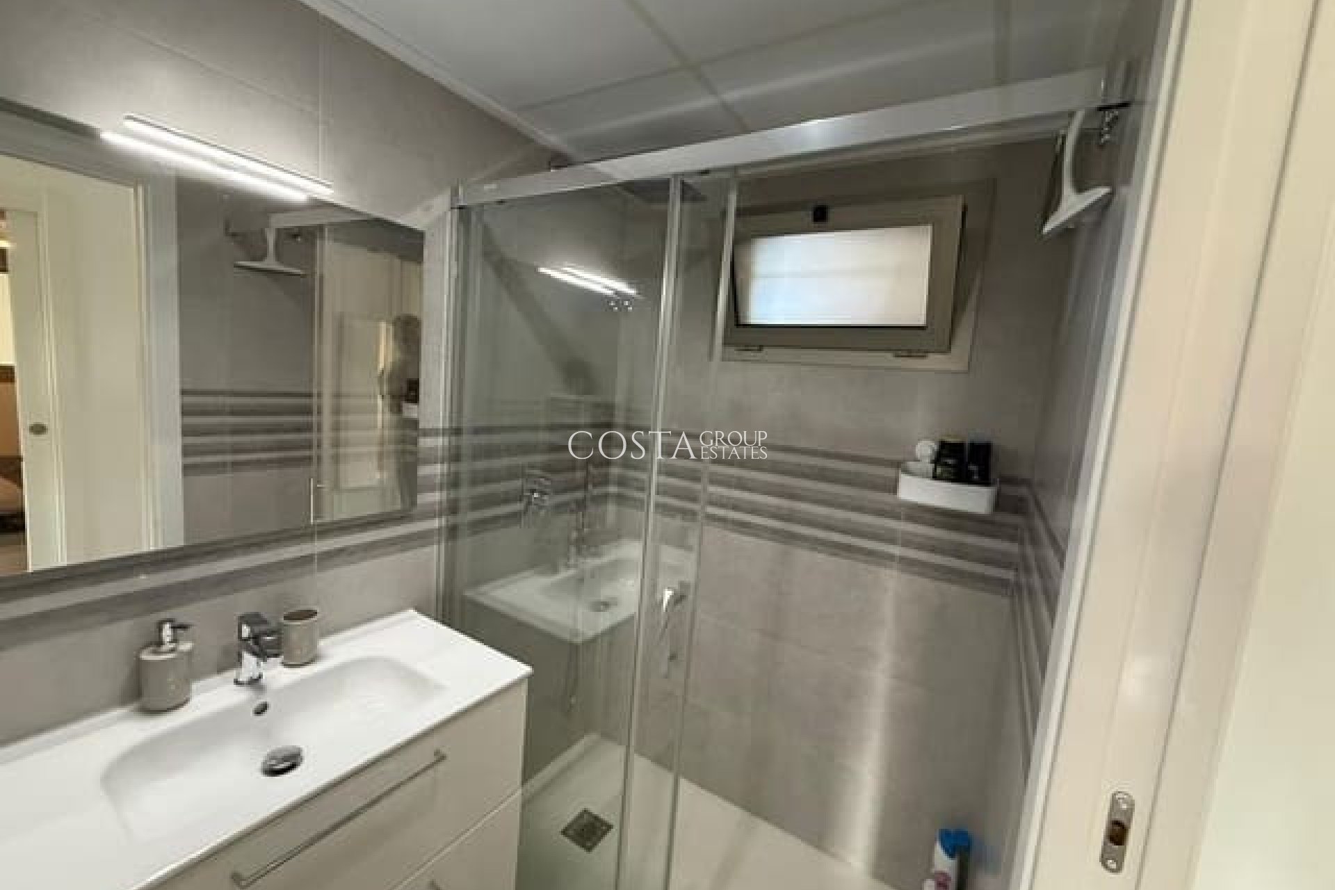 Revente - Apartments -
Orihuela - Orihuela Costa