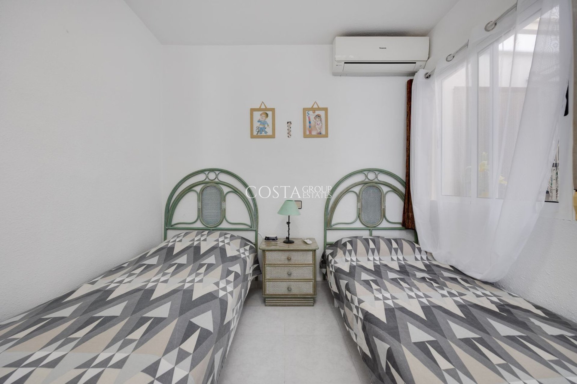 Revente - Apartments -
Orihuela - Orihuela Costa