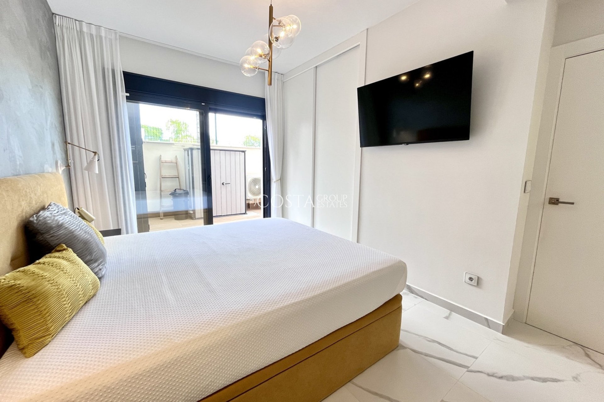 Revente - Apartments -
San Miguel de Salinas - San Miguel de Salinas Centro