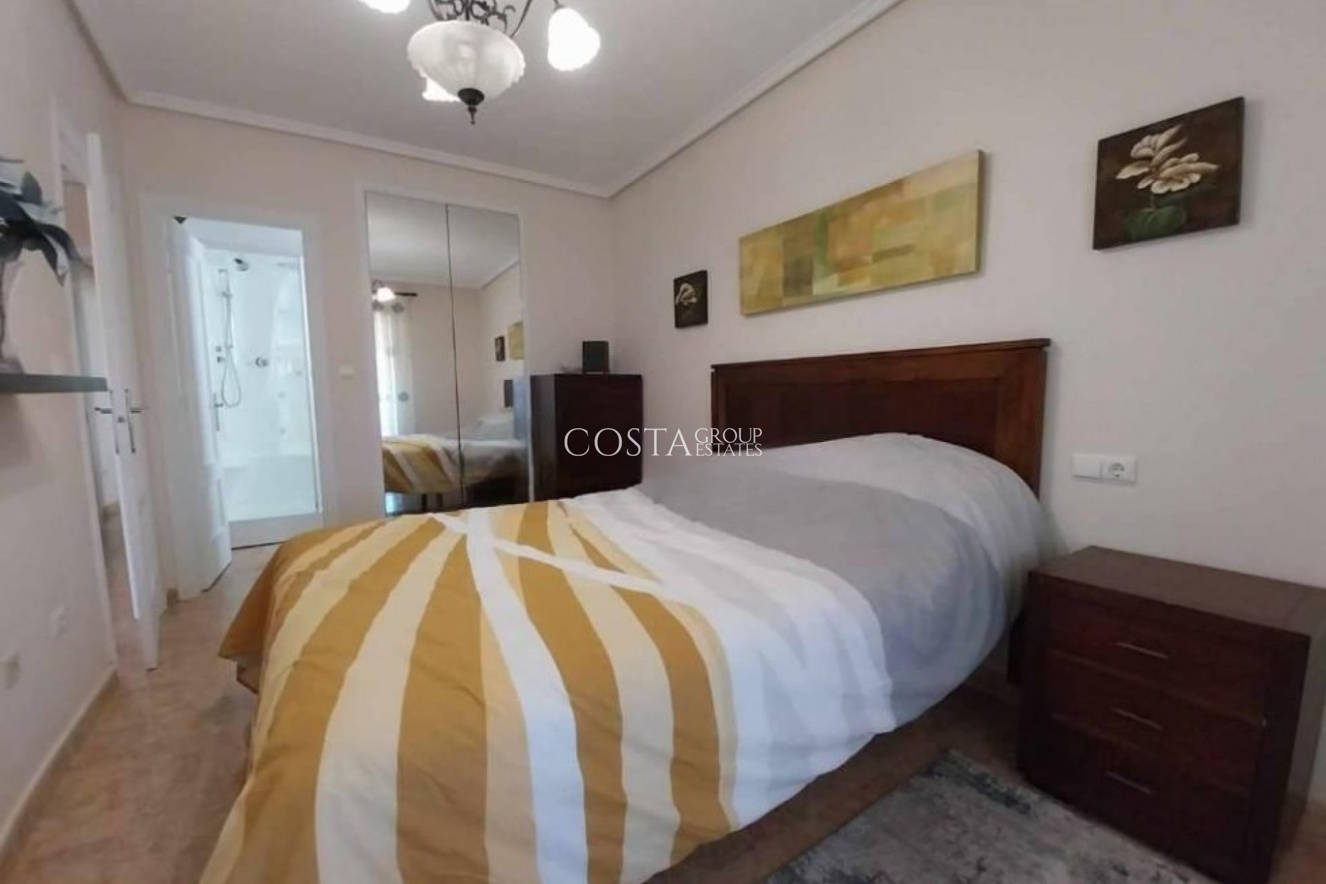 Revente - Apartments -
Torrevieja - La Mata