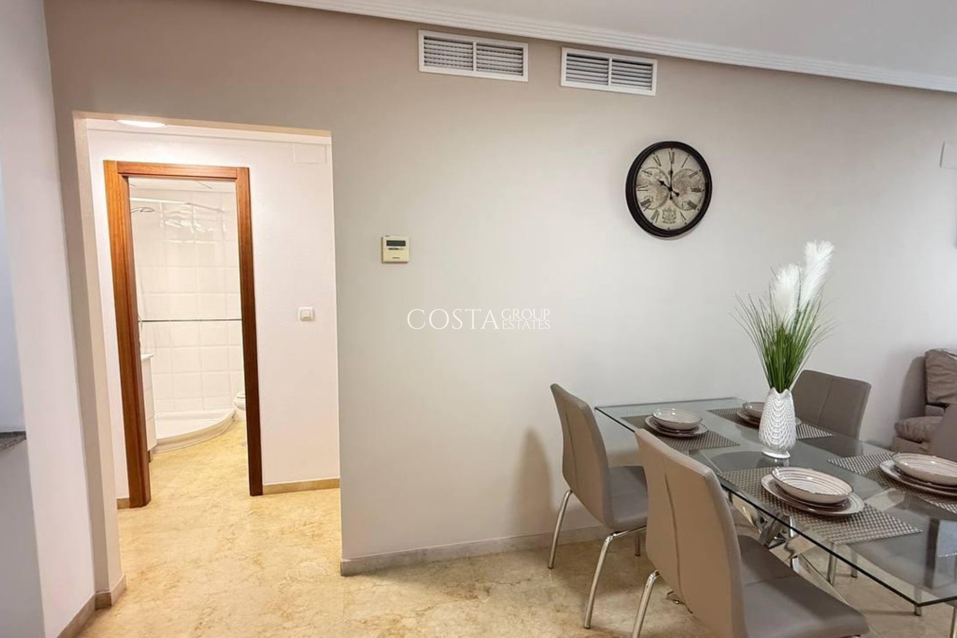 Revente - Apartments -
Torrevieja - Torrevieja Centro