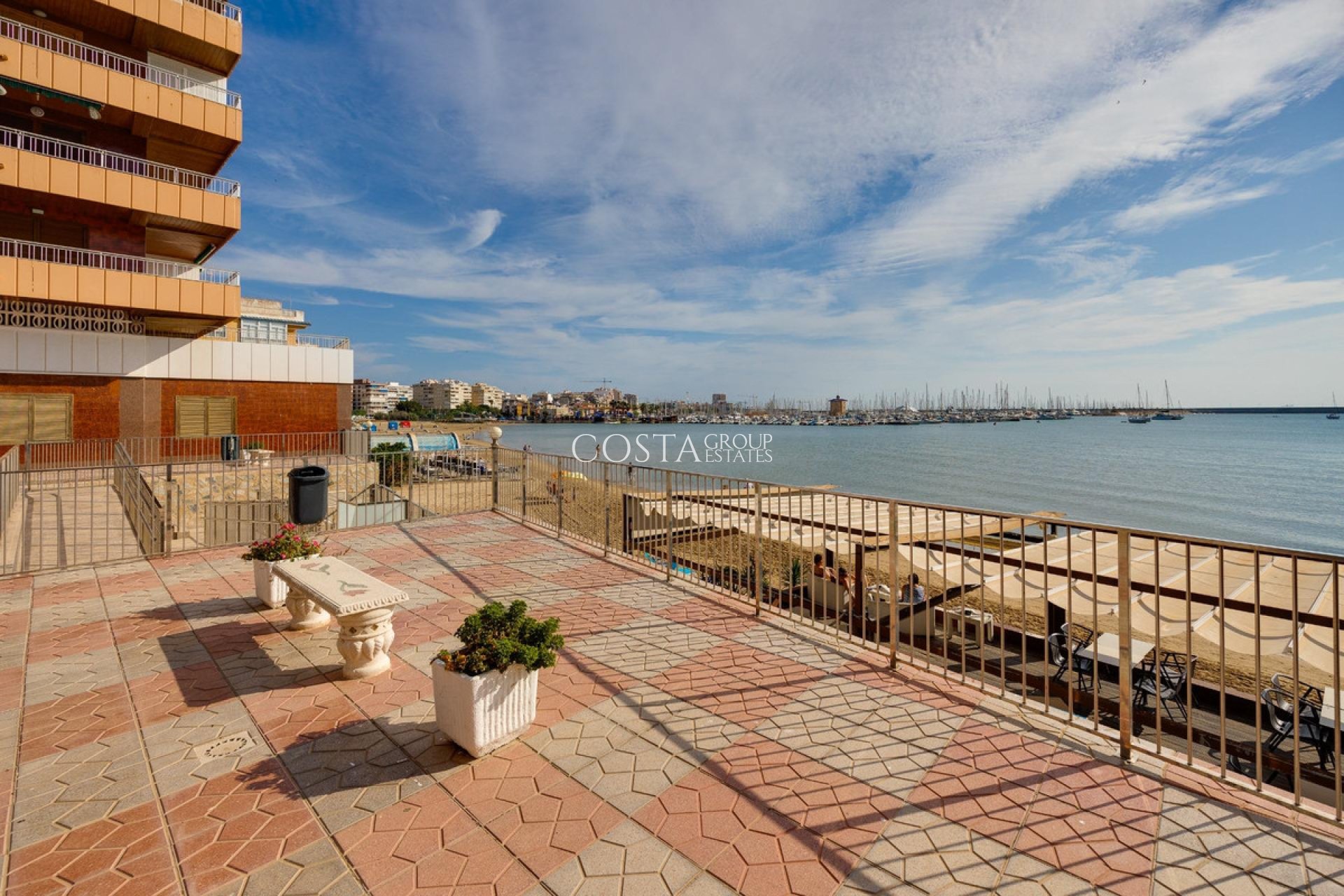 Revente - Apartments -
Torrevieja - Torrevieja Centro