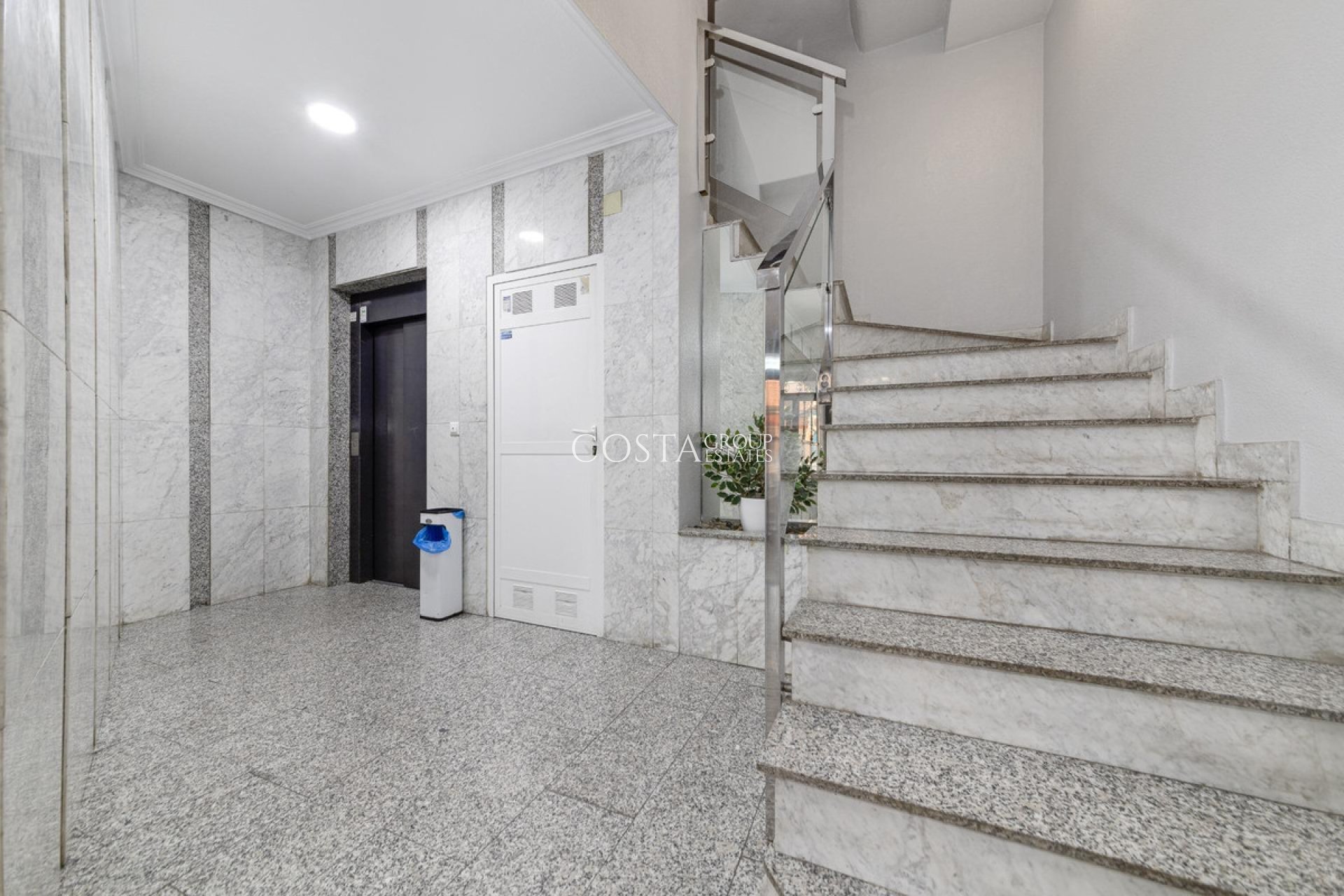 Revente - Apartments -
Torrevieja - Torrevieja Centro