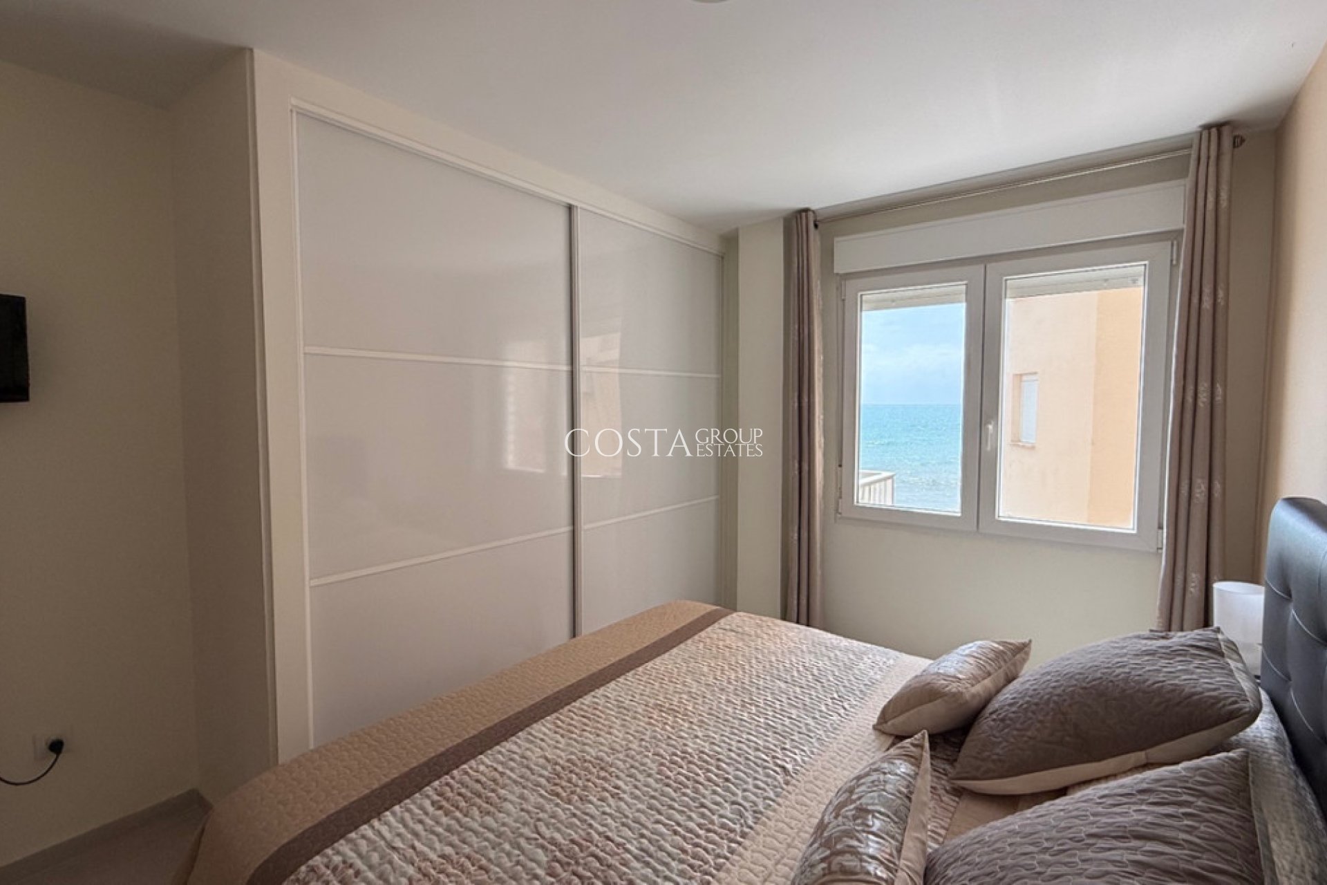 Revente - Apartments -
Torrevieja - Torrevieja Centro