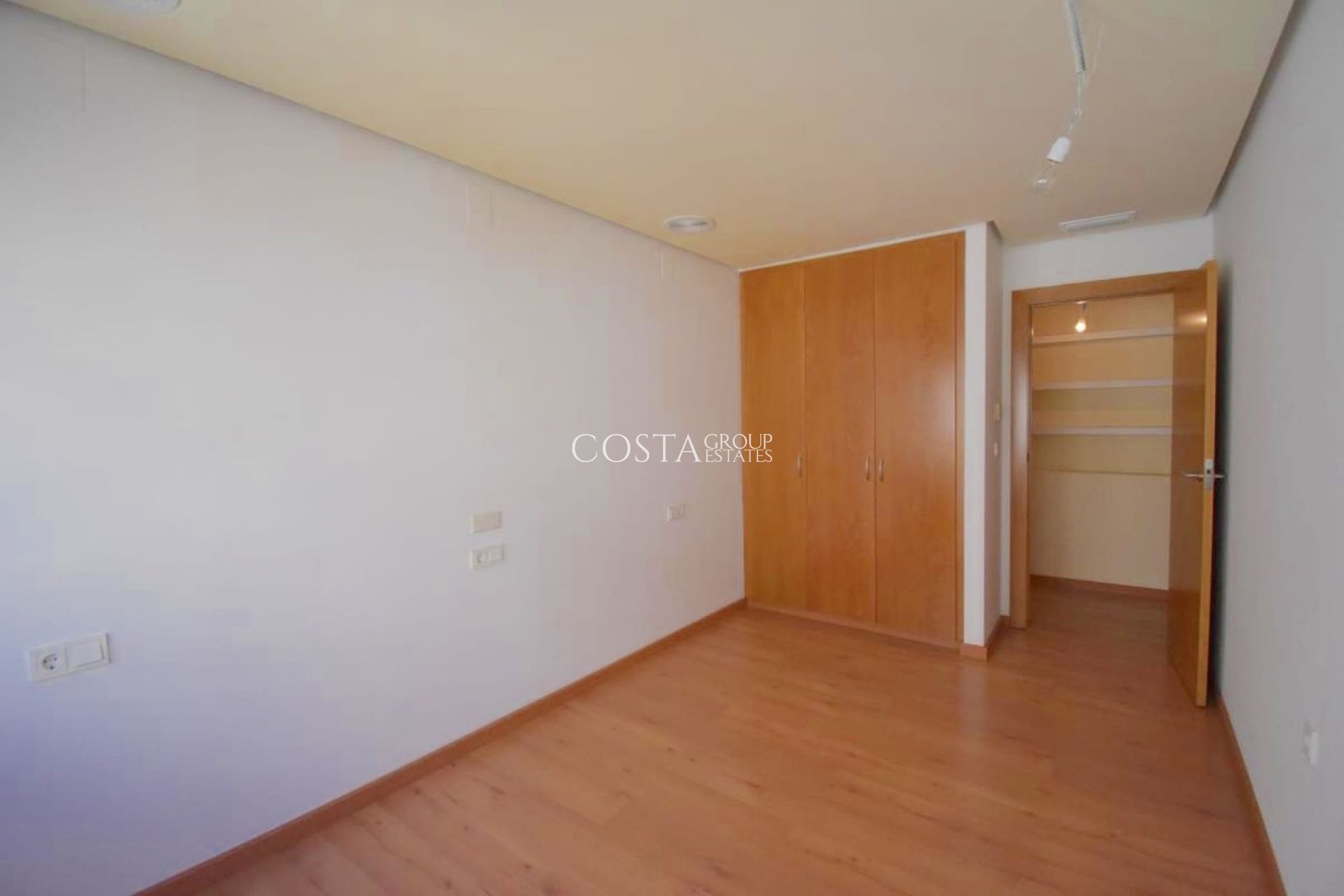 Revente - Apartments -
Torrevieja - Torrevieja Centro