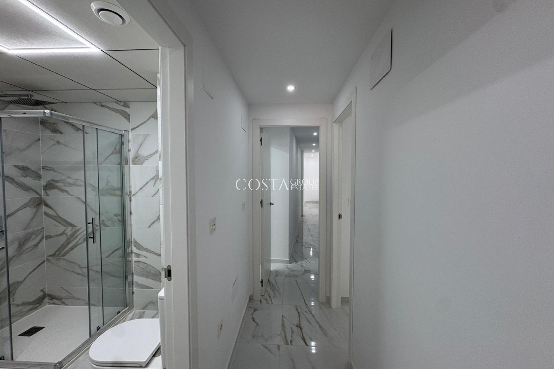 Revente - Apartments -
Torrevieja - Torrevieja Centro