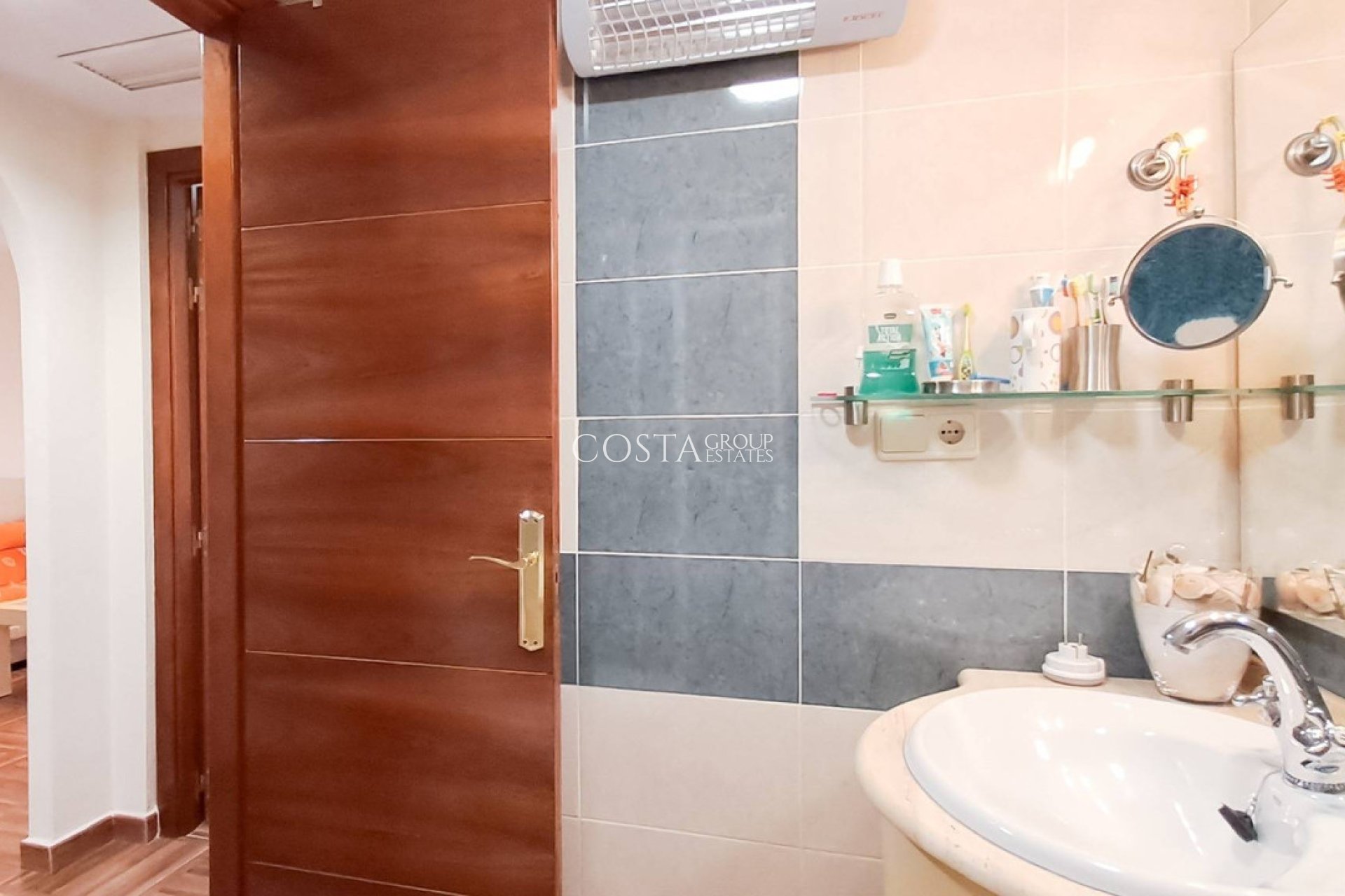 Revente - Apartments -
Torrevieja - Torrevieja Centro