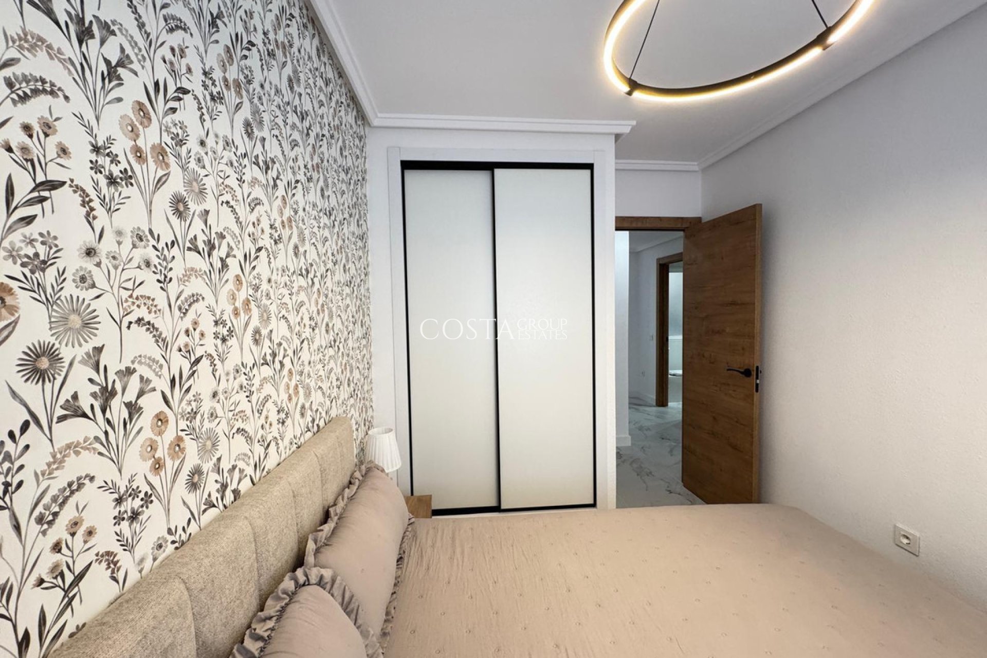 Revente - Apartments -
Torrevieja - Torrevieja Centro