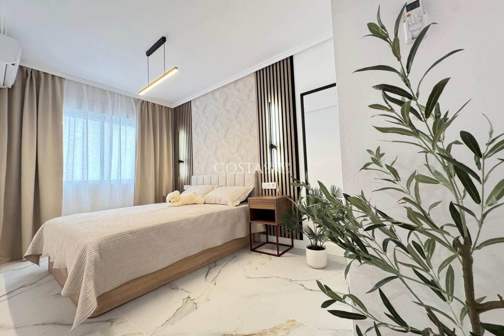 Revente - Apartments -
Torrevieja - Torrevieja Centro