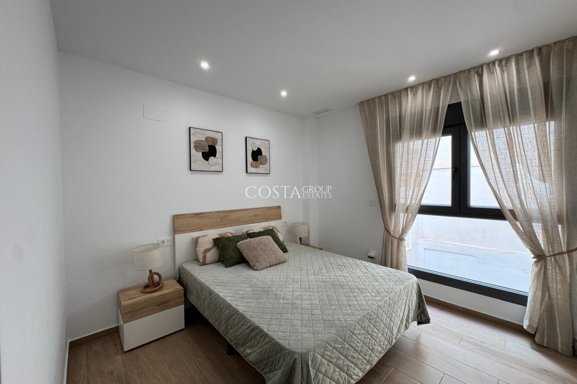 Revente - Apartments -
Torrevieja - Torrevieja Centro