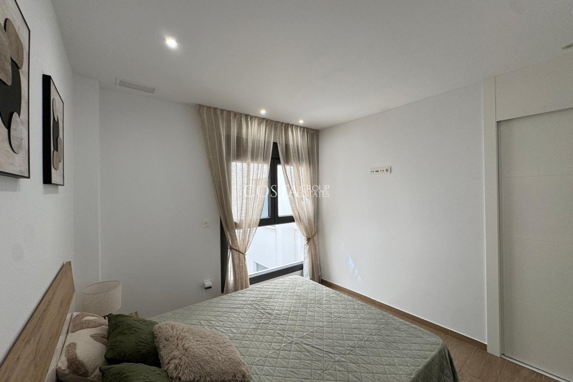 Revente - Apartments -
Torrevieja - Torrevieja Centro