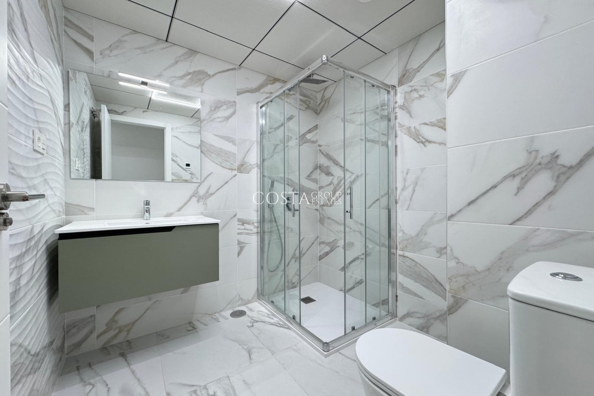 Revente - Apartments -
Torrevieja - Torrevieja Centro