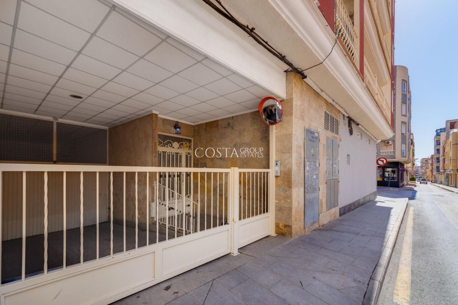 Revente - Apartments -
Torrevieja - Torrevieja Centro