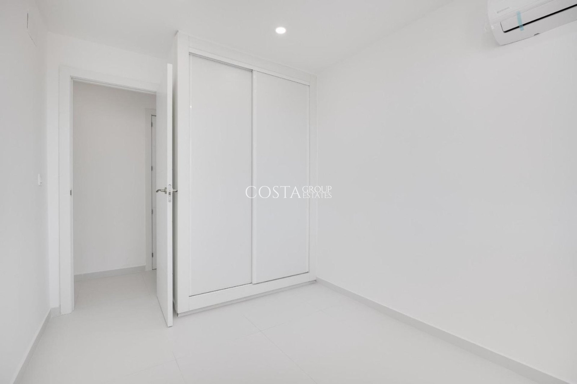 Revente - Apartments -
Torrevieja - Torrevieja Centro