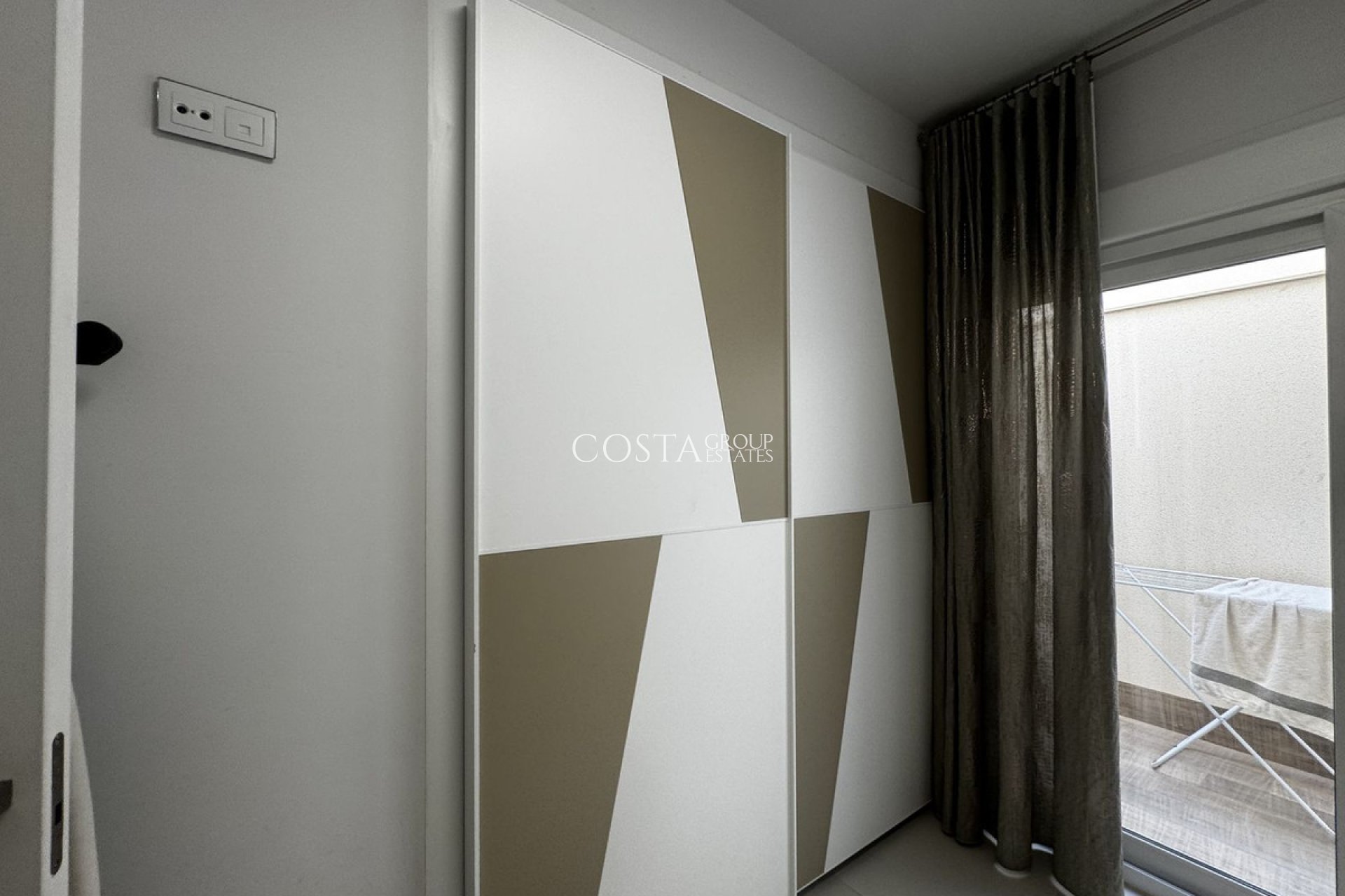 Revente - Apartments -
Torrevieja