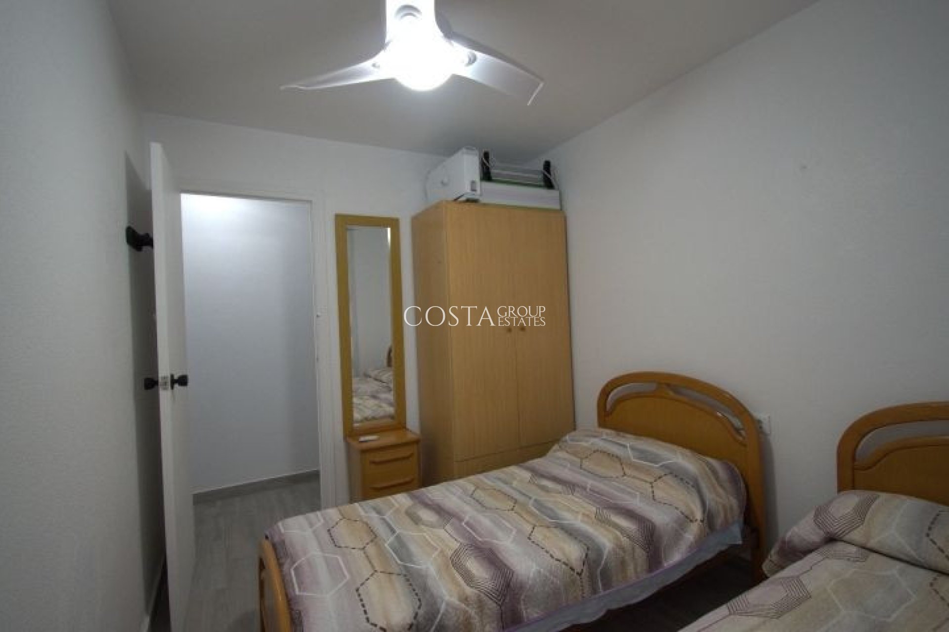 Revente - Apartments -
Torrevieja