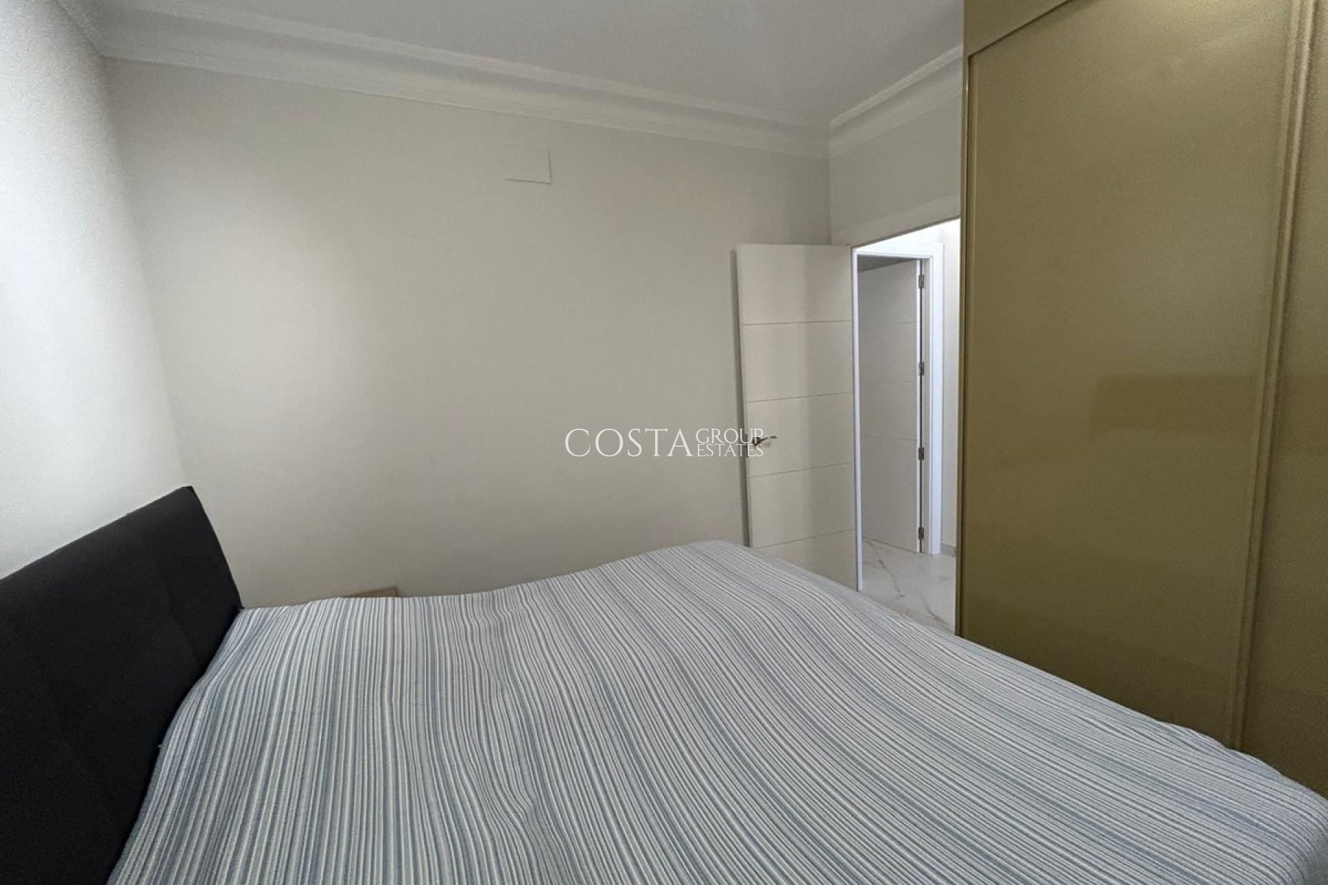 Revente - Apartments -
Torrevieja