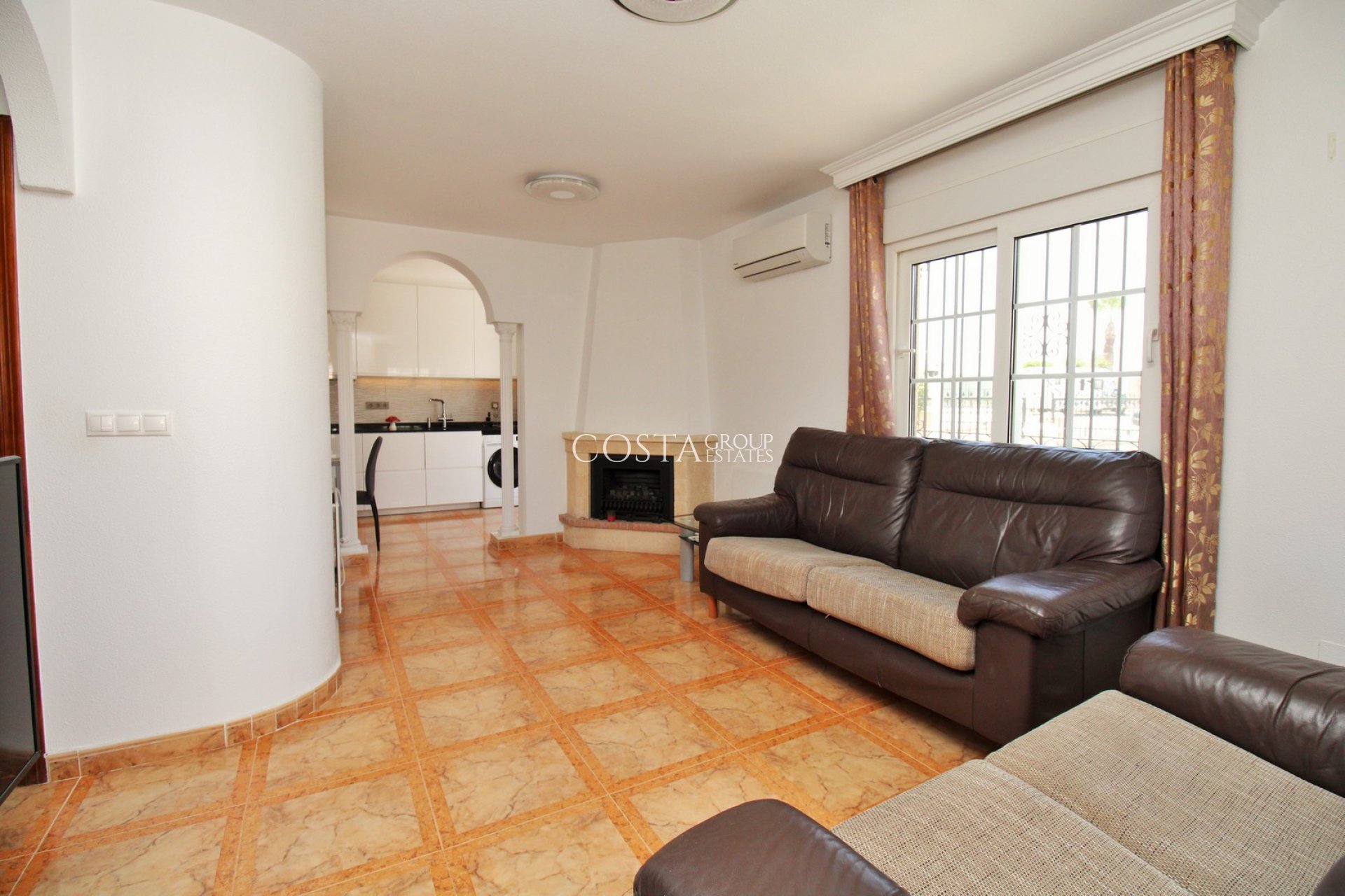 Revente - Apartments -
Villamartín - PAU 8